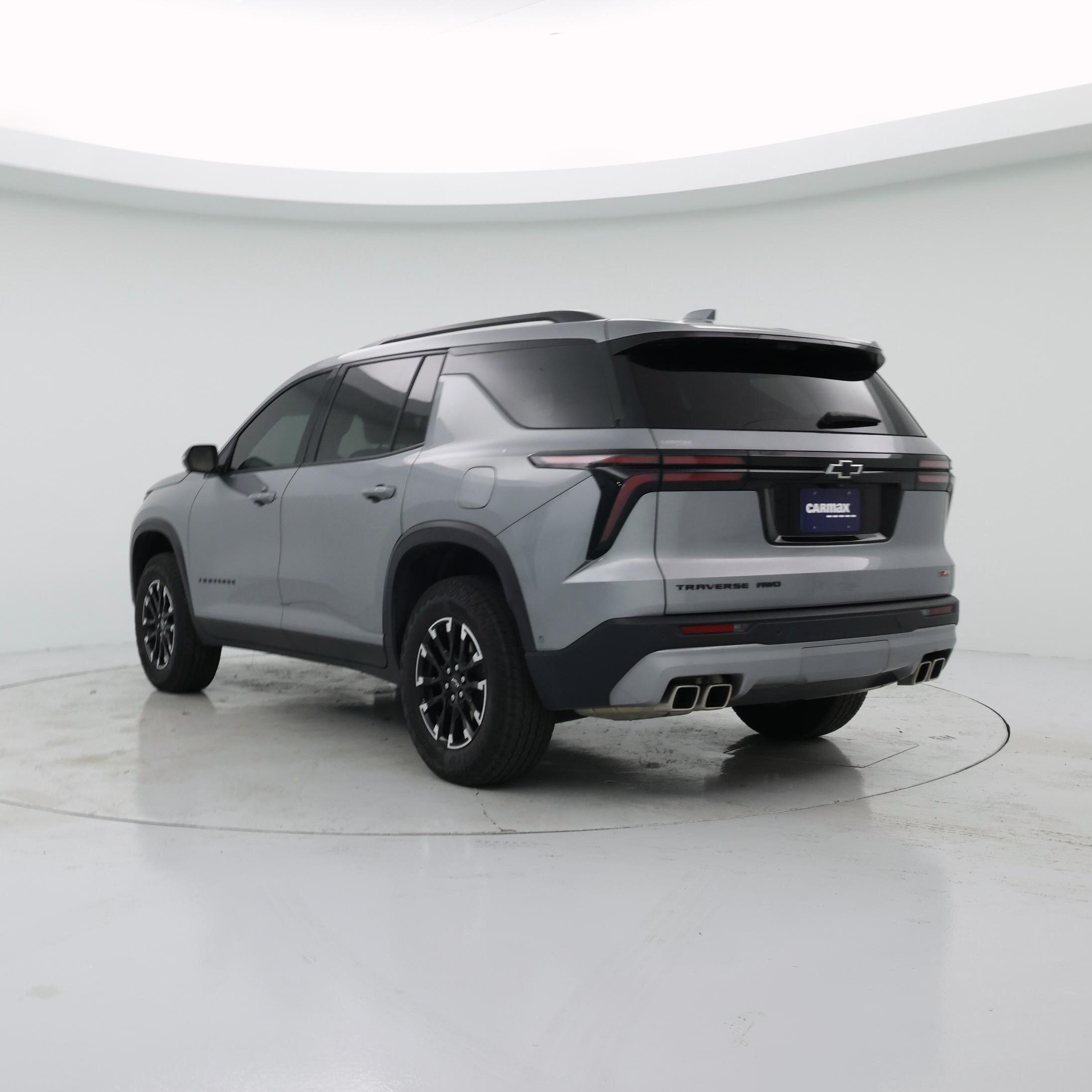 Thumbnail: 2025 Chevrolet Traverse - 2
