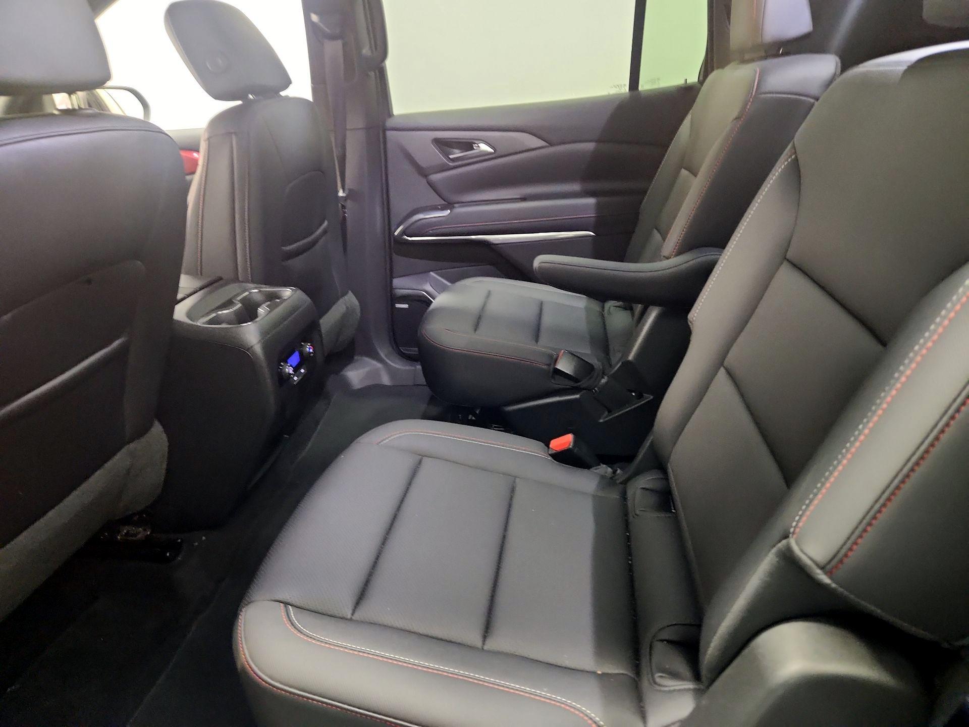 Thumbnail: 2025 Chevrolet Traverse - 19