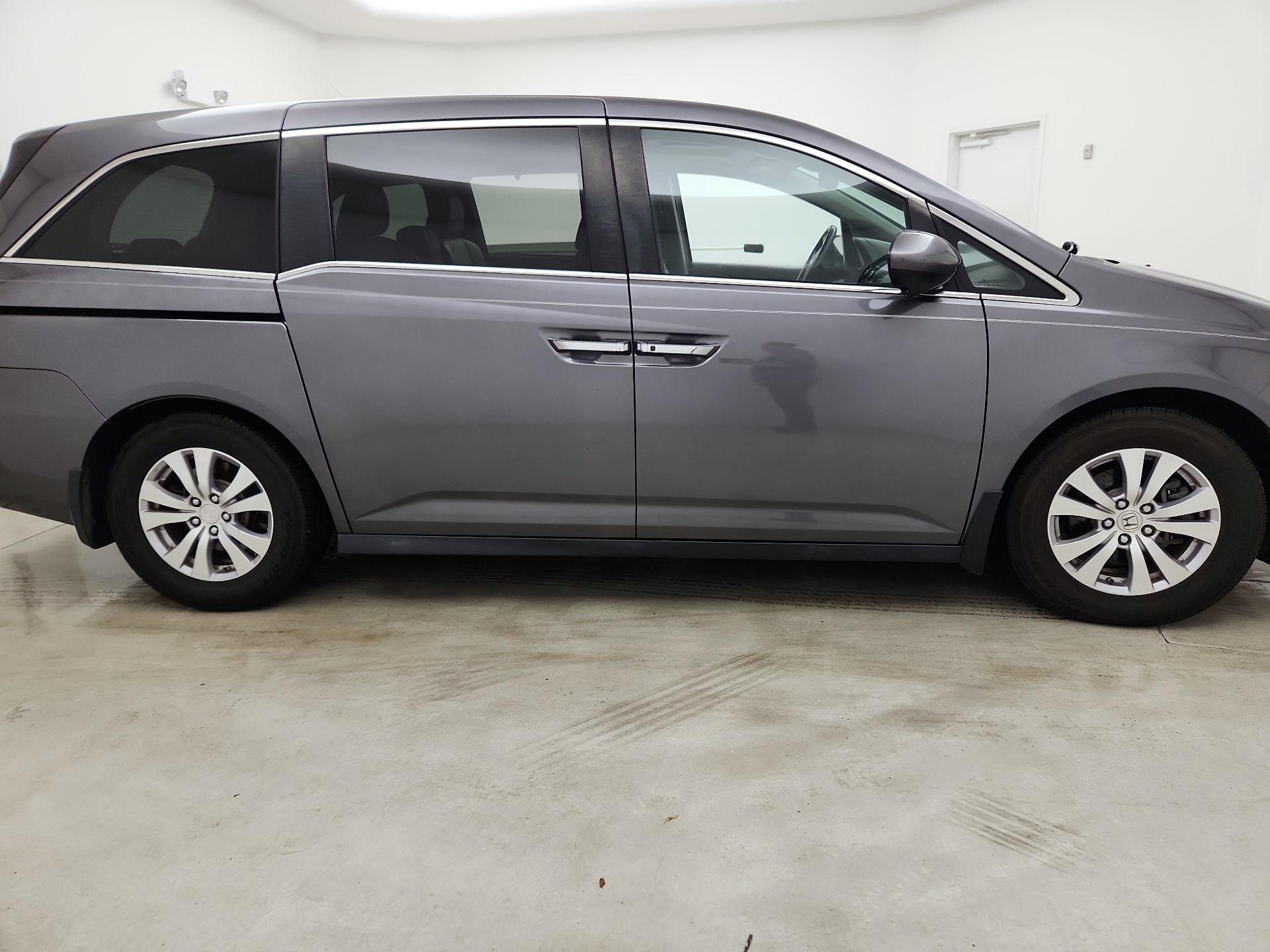 Thumbnail: 2015 Honda Odyssey - 4