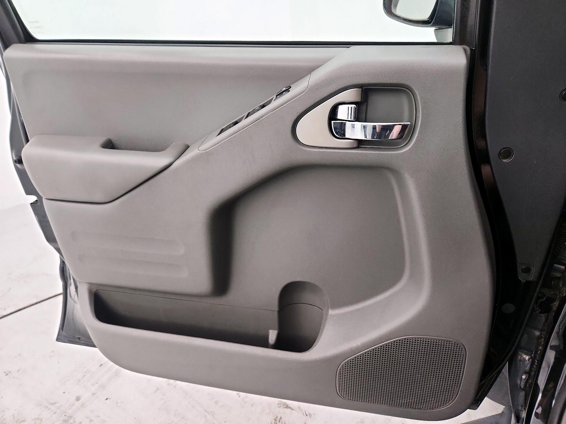 Thumbnail: 2019 Nissan Frontier - 12