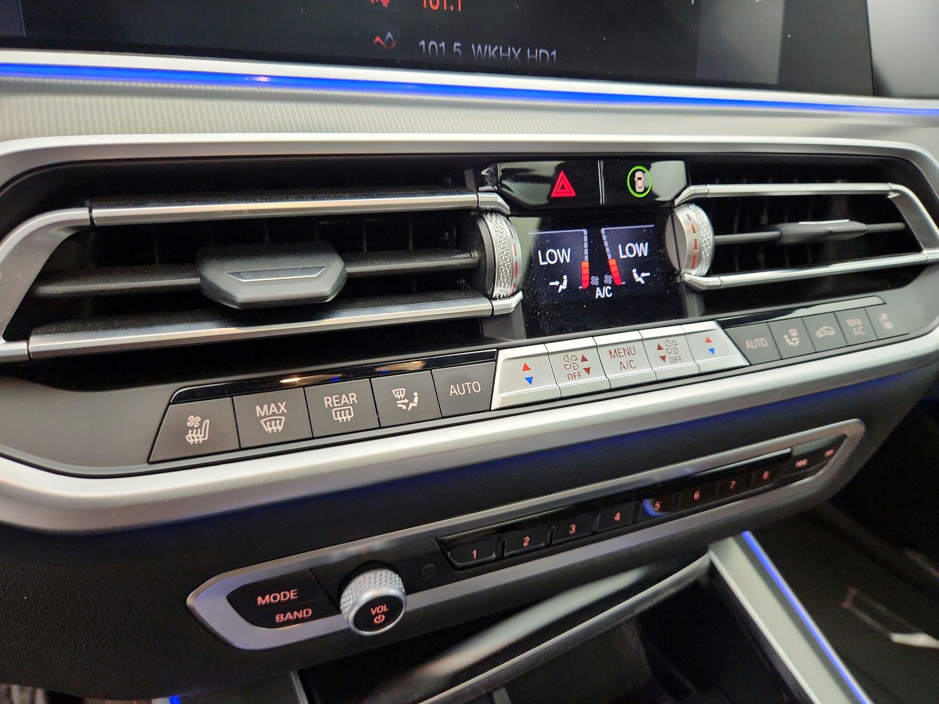Thumbnail: 2022 BMW X5 - 17