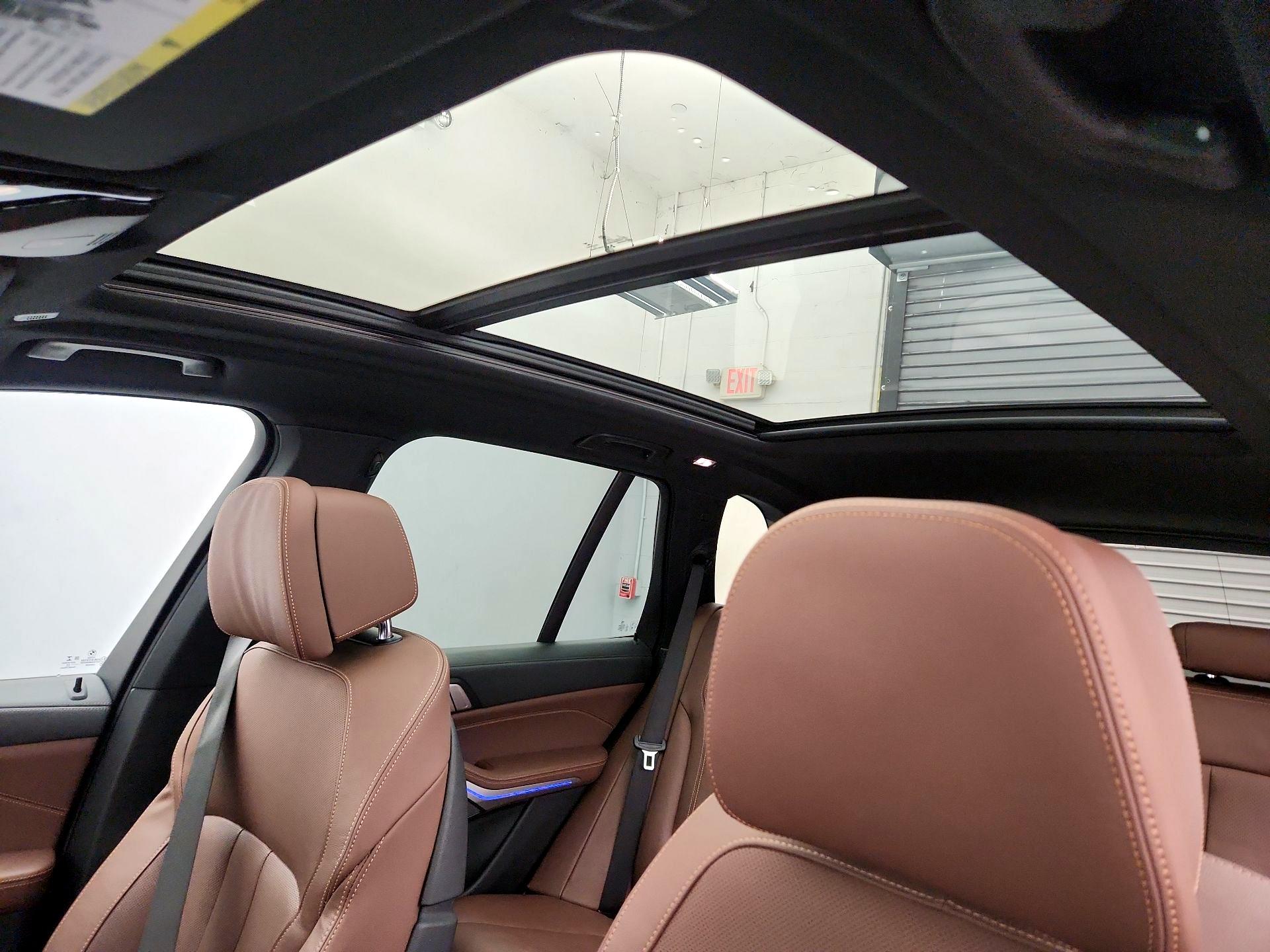 Thumbnail: 2022 BMW X5 - 20