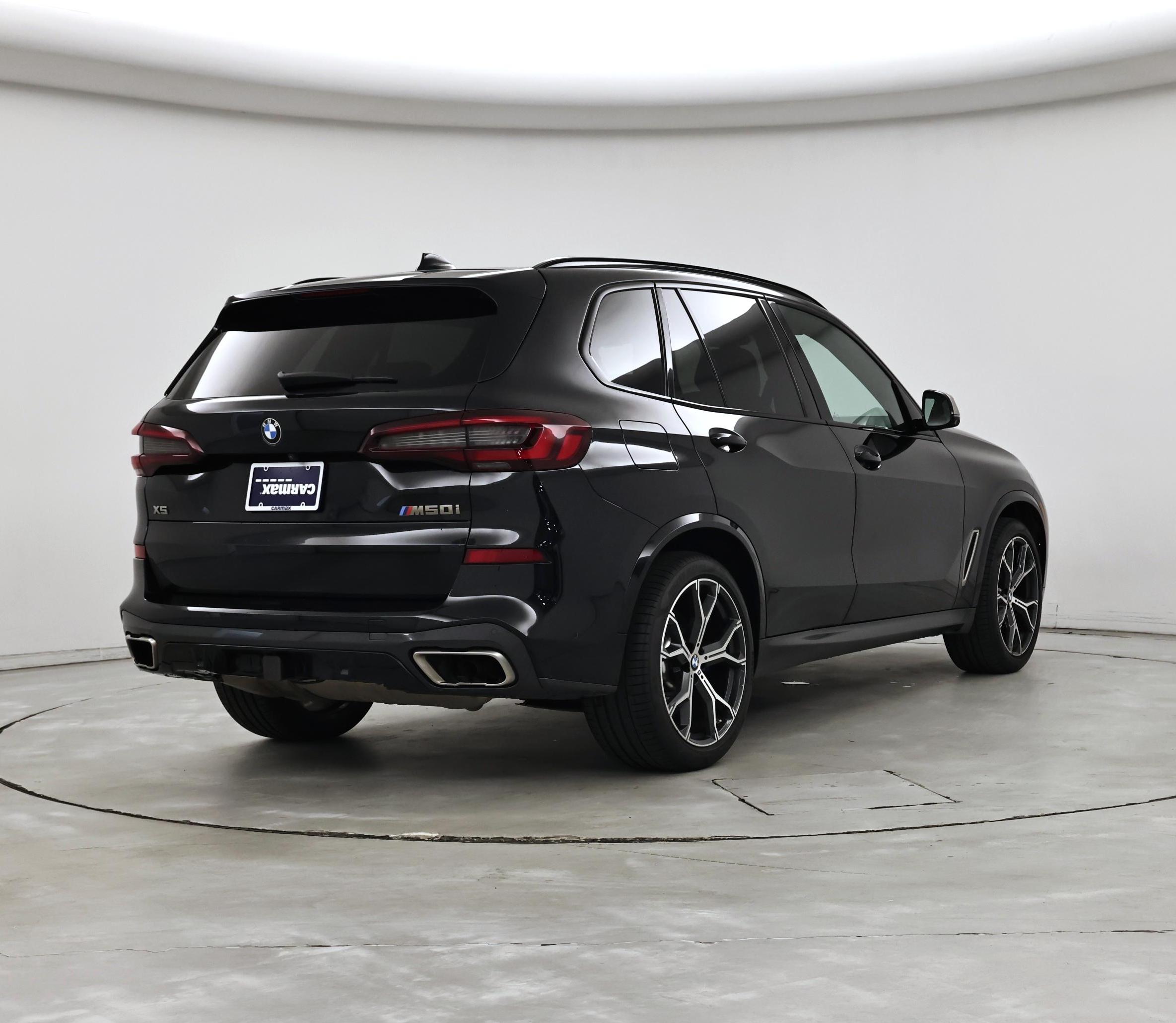 Thumbnail: 2022 BMW X5 - 8