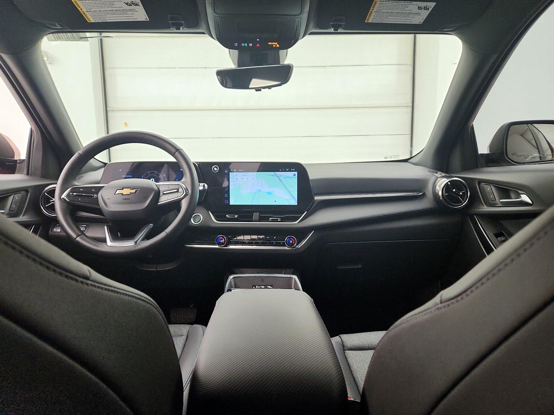 Thumbnail: 2025 Chevrolet Equinox - 9