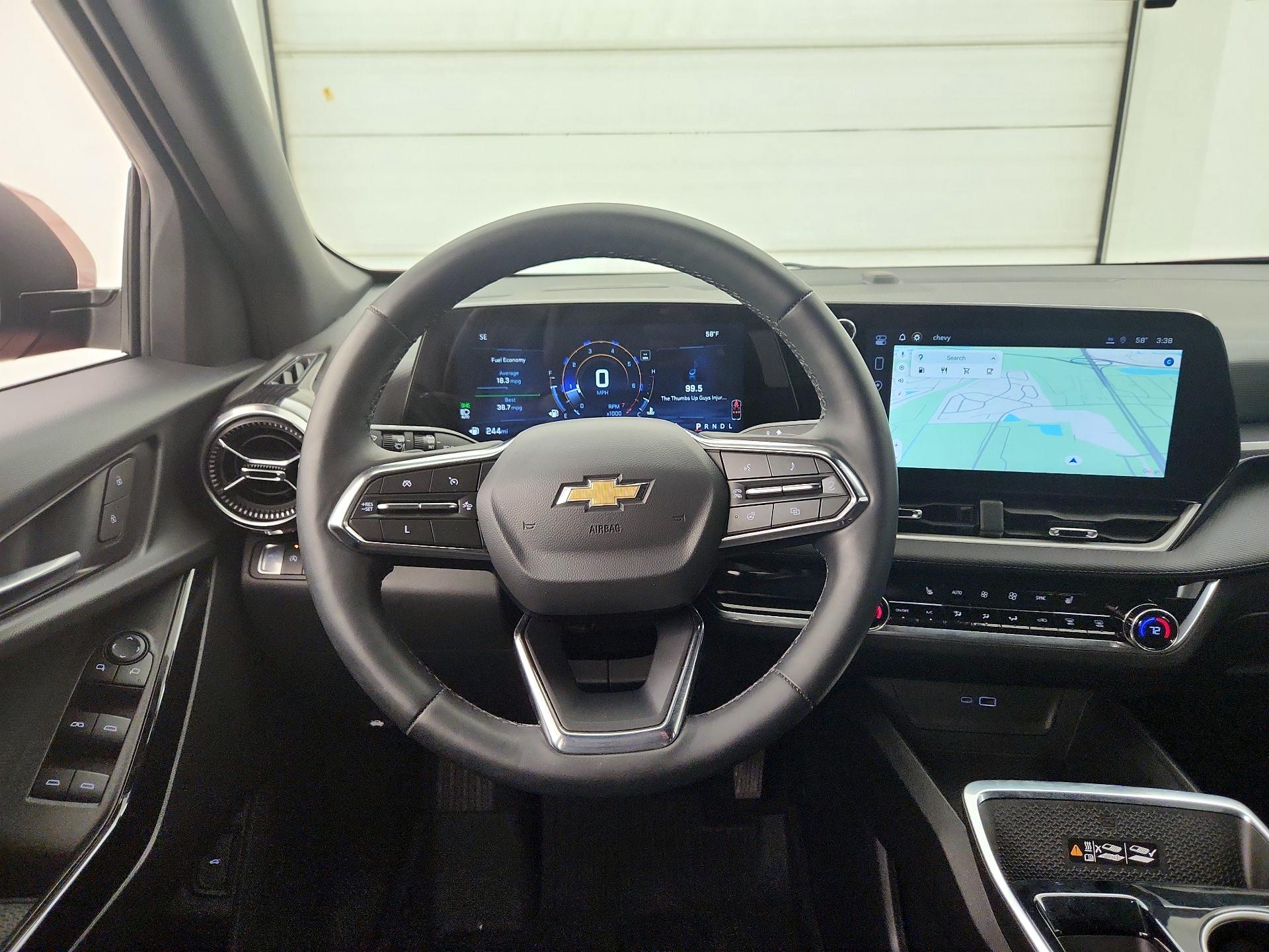 Thumbnail: 2025 Chevrolet Equinox - 10