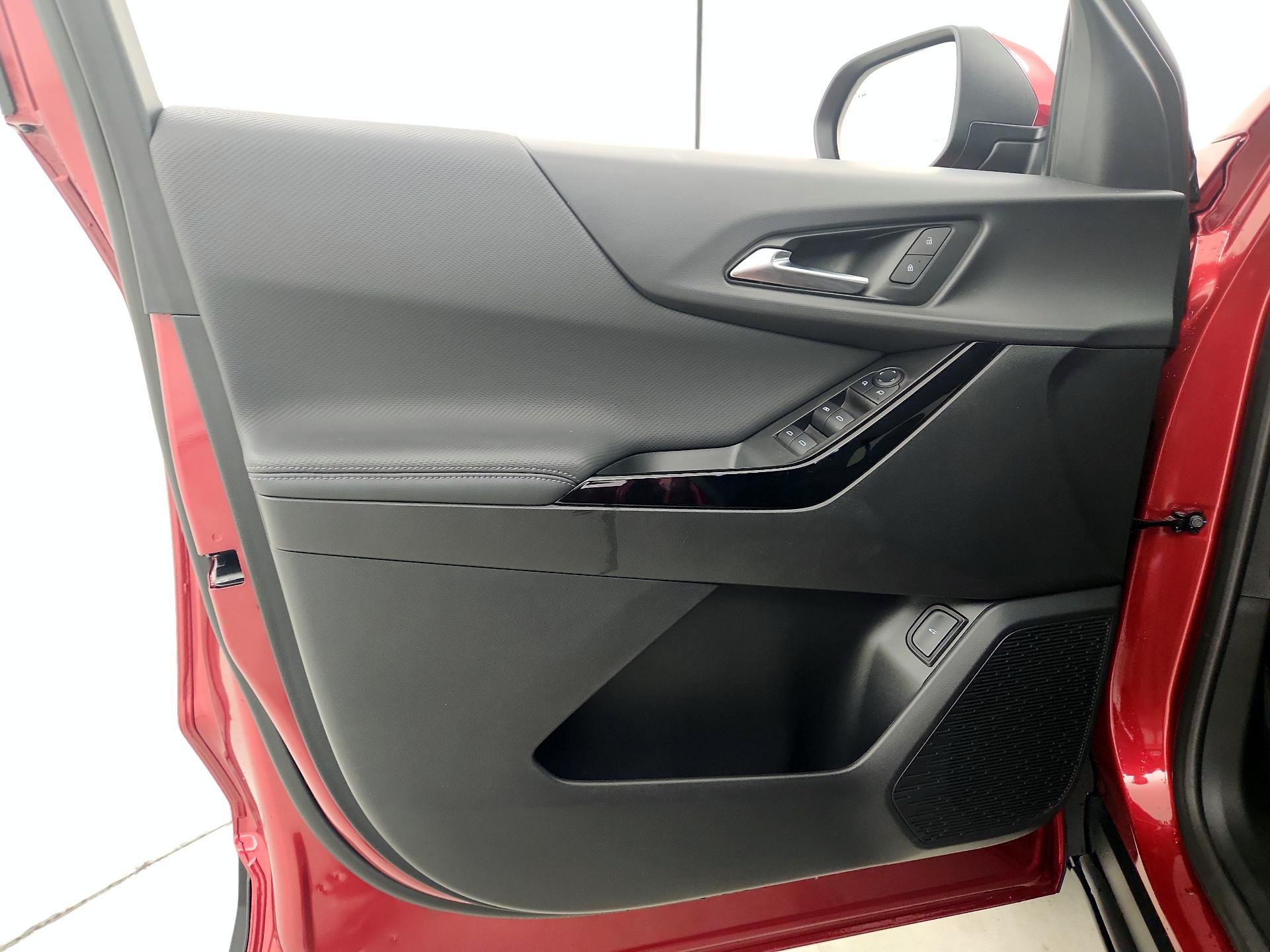 Thumbnail: 2025 Chevrolet Equinox - 12