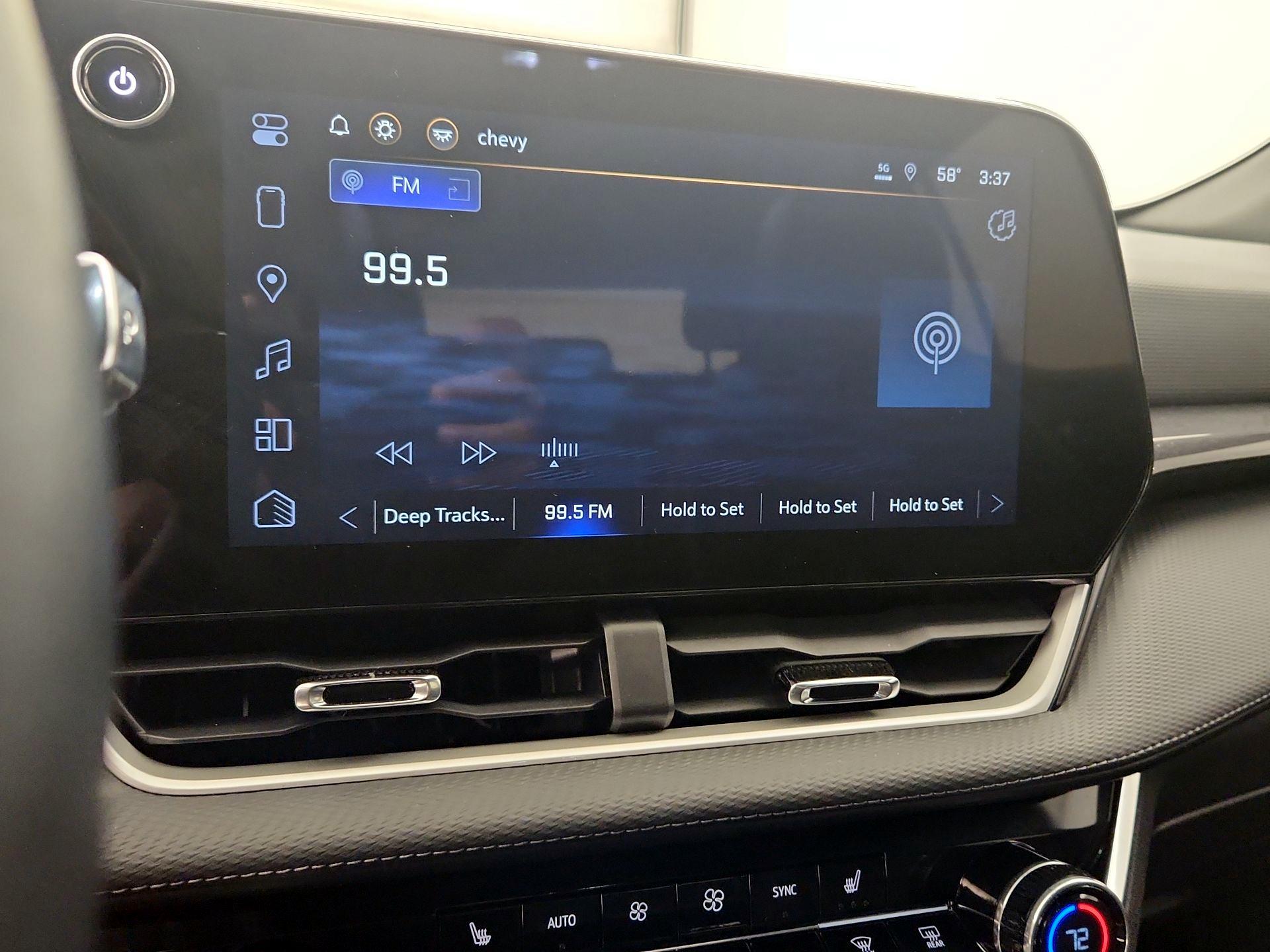 Thumbnail: 2025 Chevrolet Equinox - 16