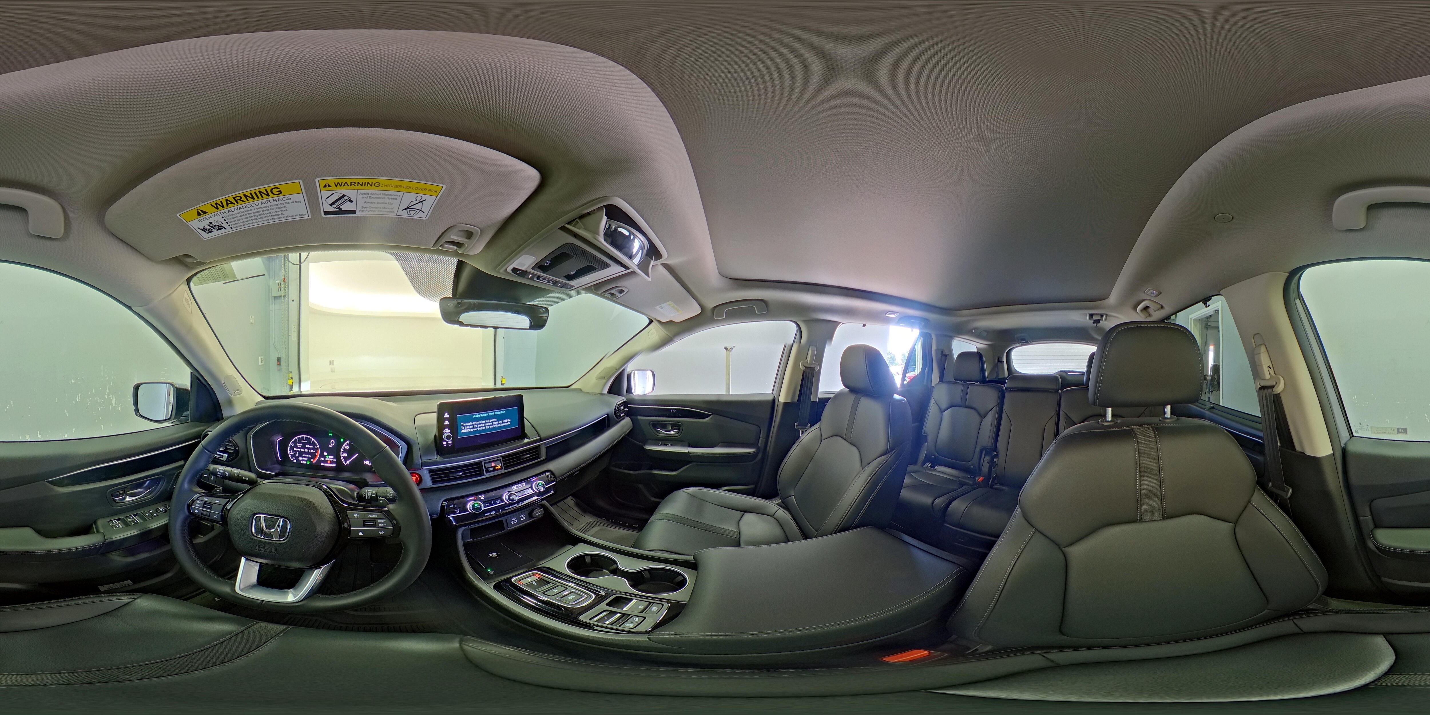 2025 Honda Pilot Touring - Photo 27