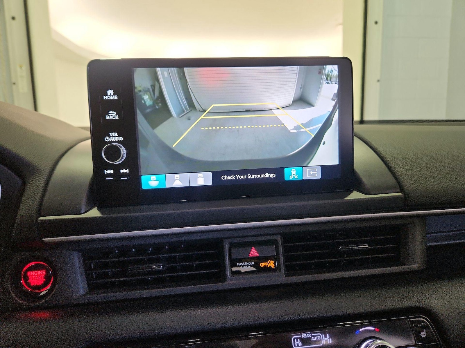 2025 Honda Pilot Touring - Photo 15