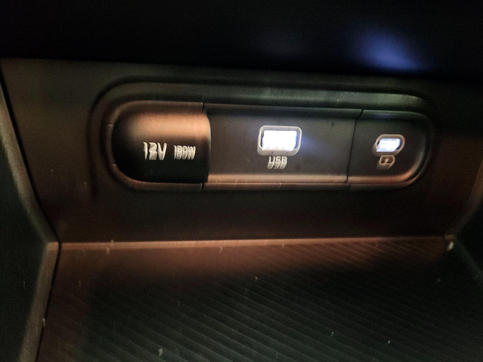 Thumbnail: 2023 Kia Sportage - 18