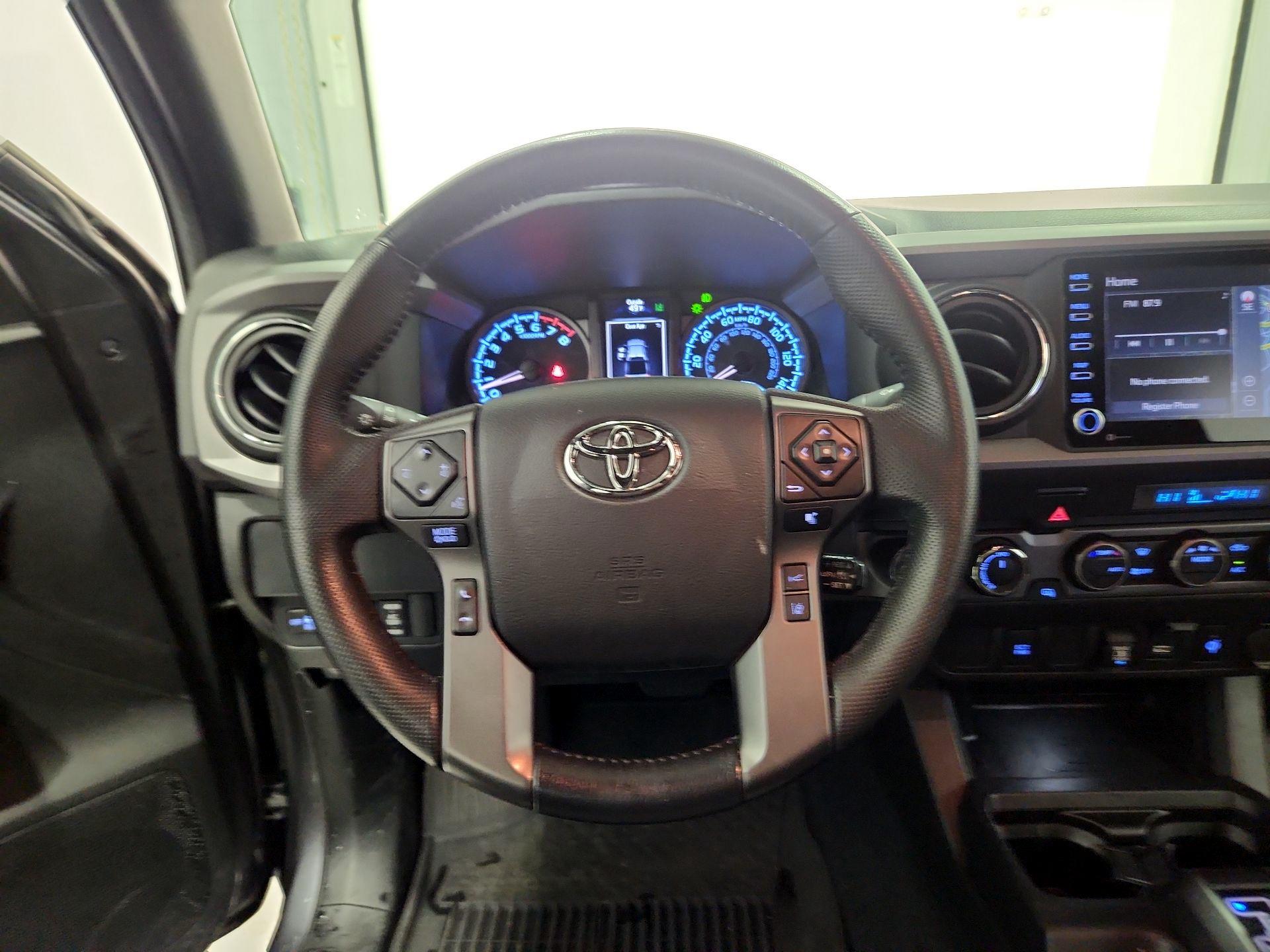 Thumbnail: 2022 Toyota Tacoma - 10