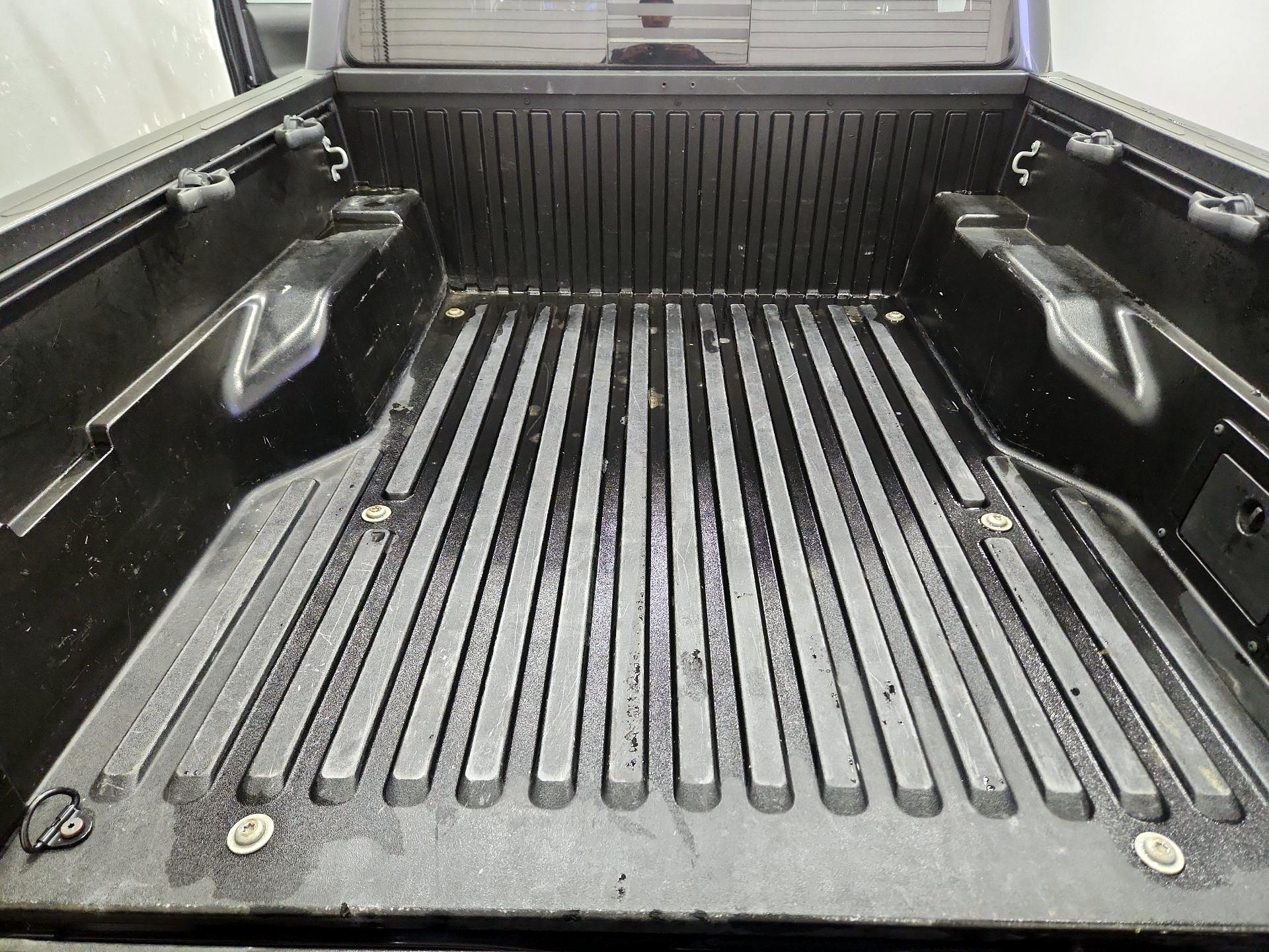 Thumbnail: 2022 Toyota Tacoma - 20