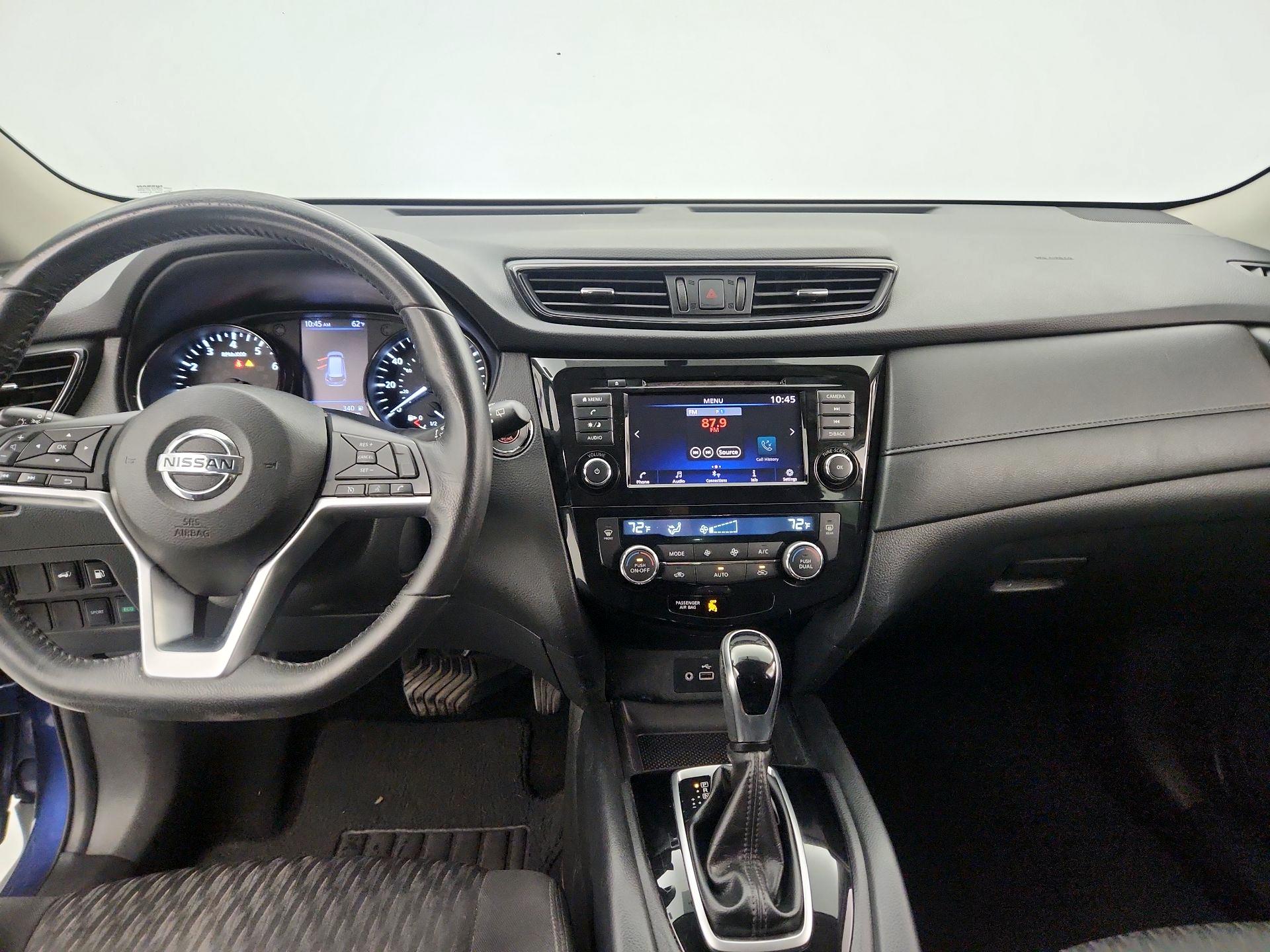 Thumbnail: 2018 Nissan Rogue - 9