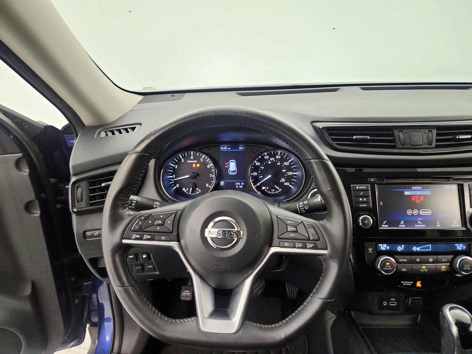 Thumbnail: 2018 Nissan Rogue - 10