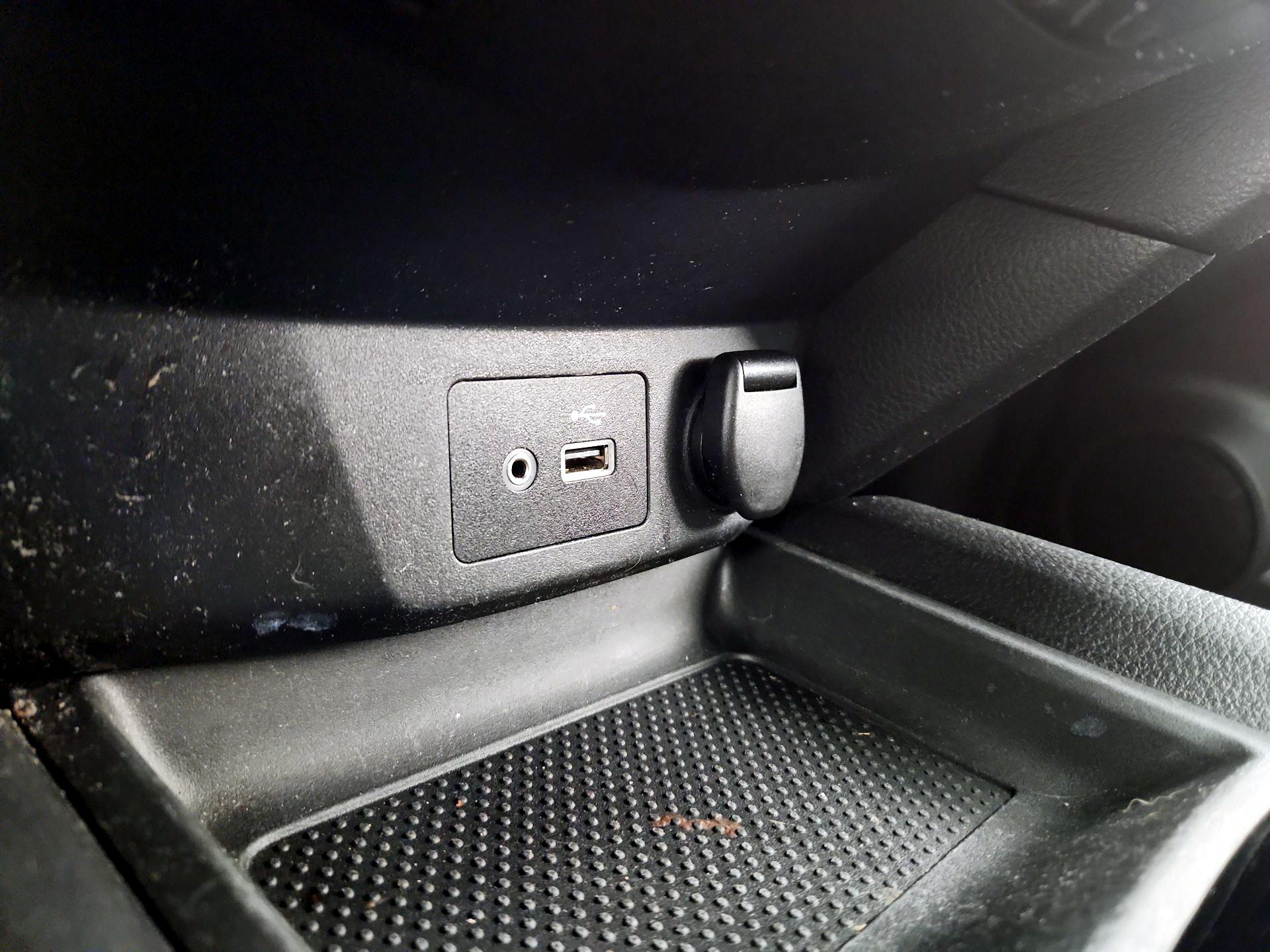 Thumbnail: 2018 Nissan Rogue - 18