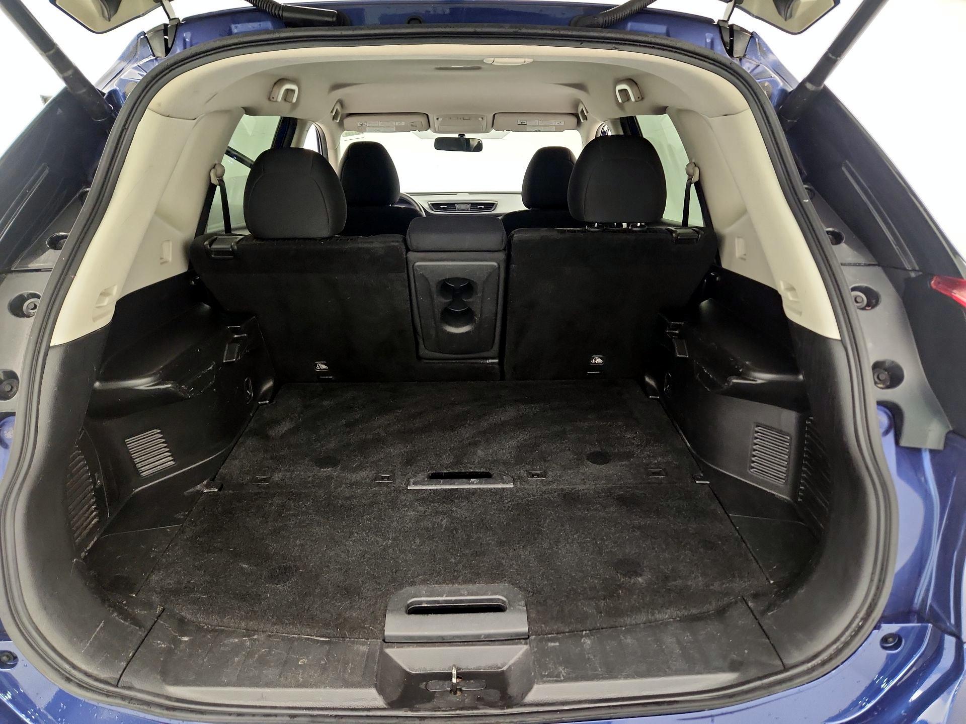 Thumbnail: 2018 Nissan Rogue - 20