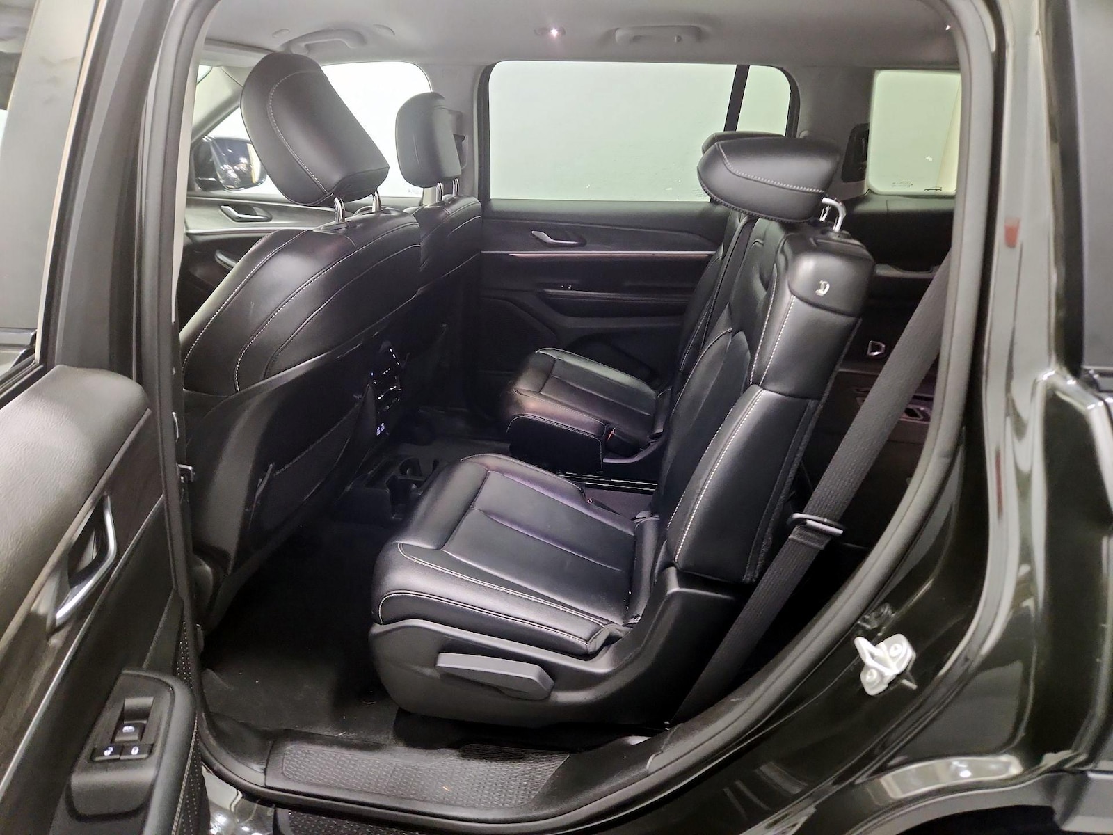 Rear Air Conditioning
