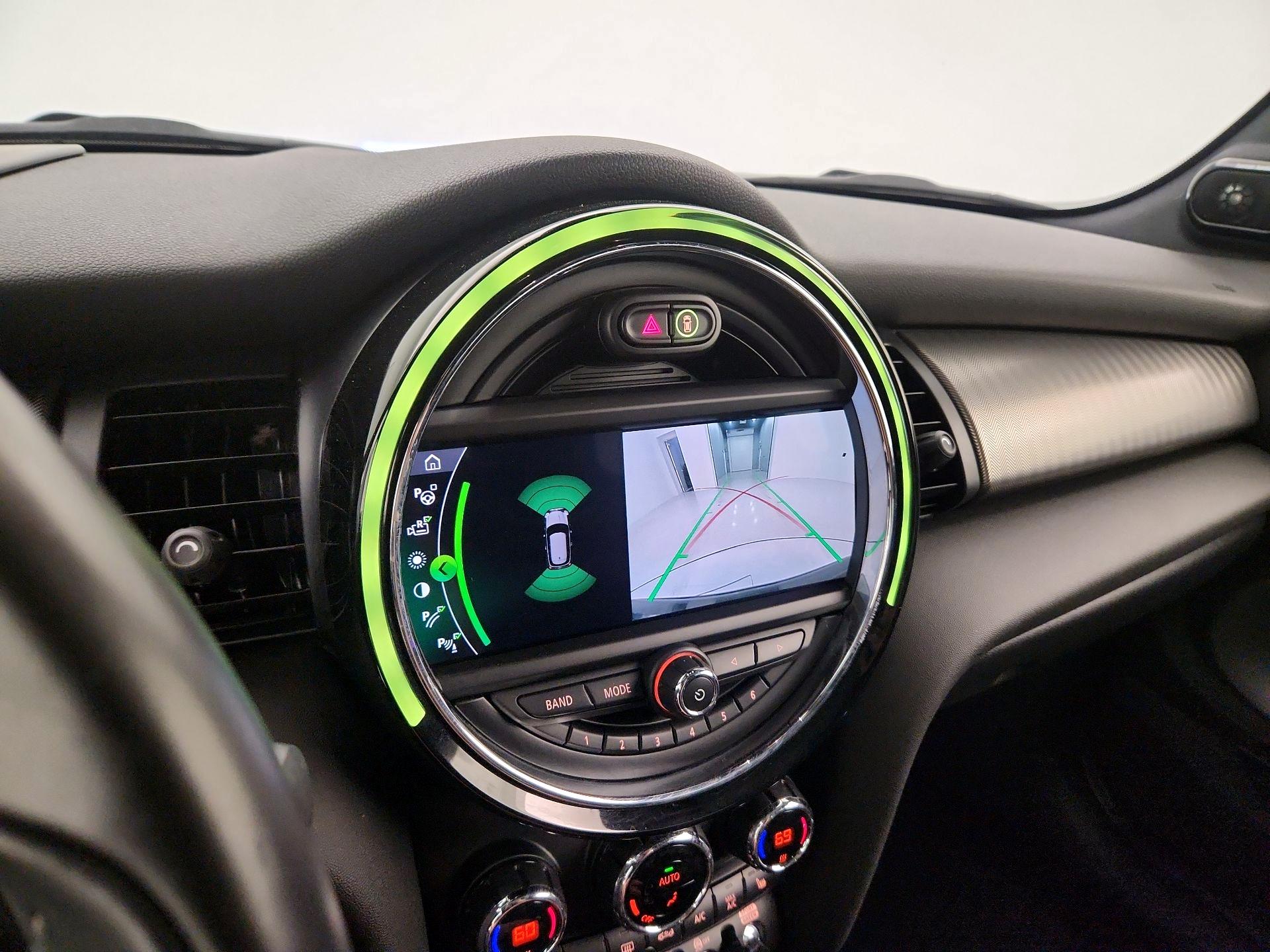 Thumbnail: 2021 MINI Cooper Hardtop - 15