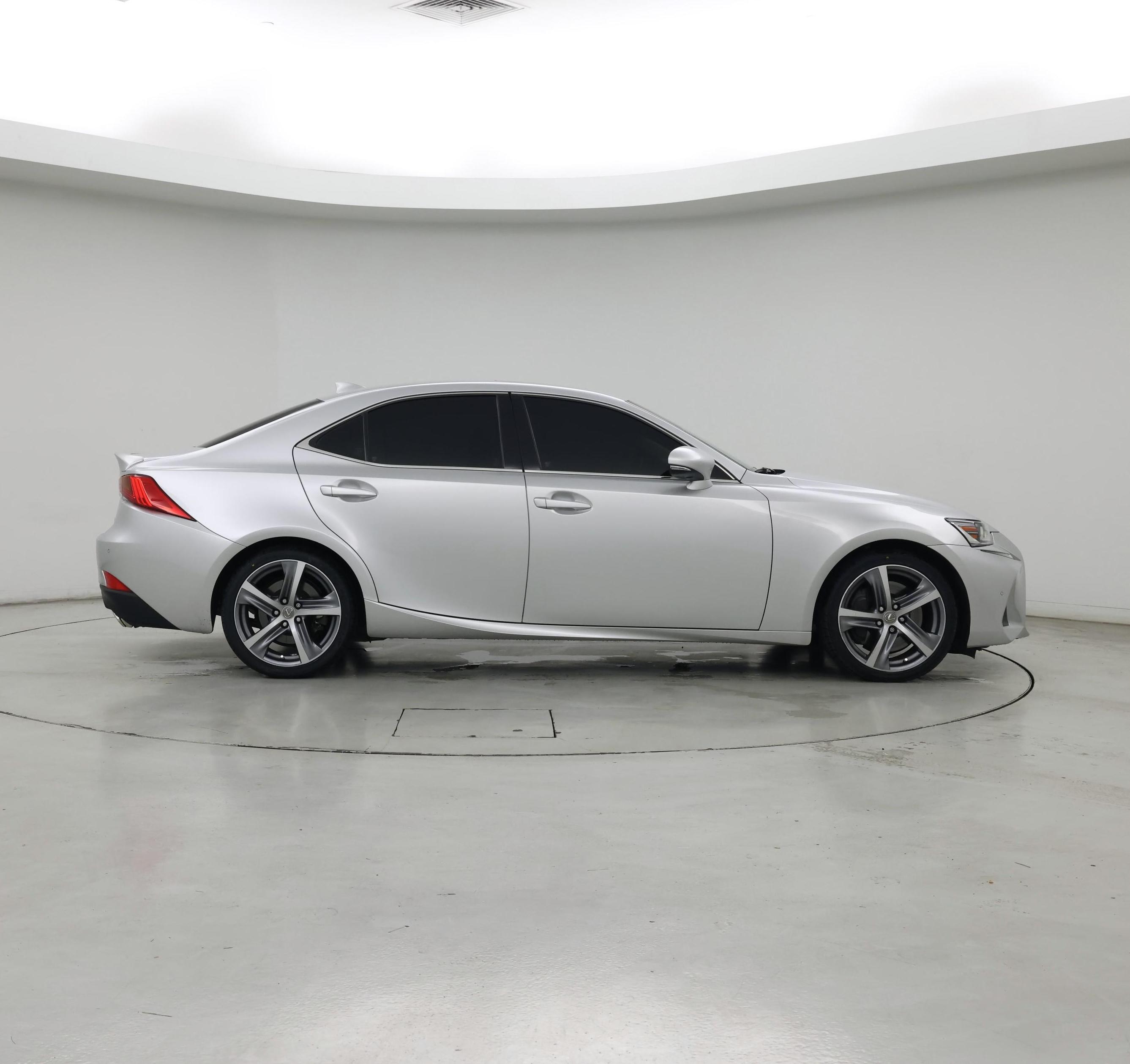 Thumbnail: 2018 Lexus IS - 7