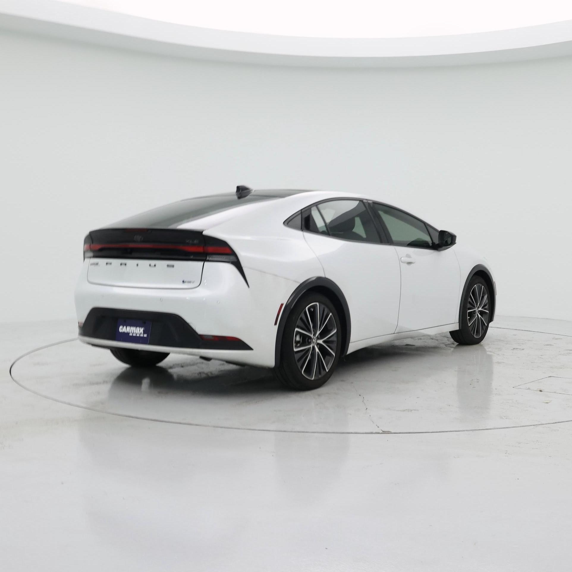 Thumbnail: 2023 Toyota Prius - 8