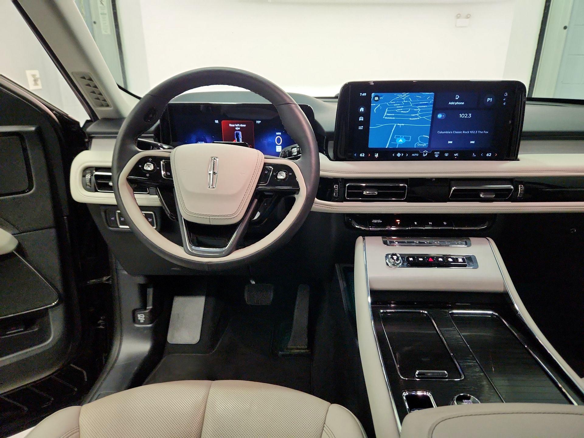 Thumbnail: 2025 Lincoln Aviator - 9