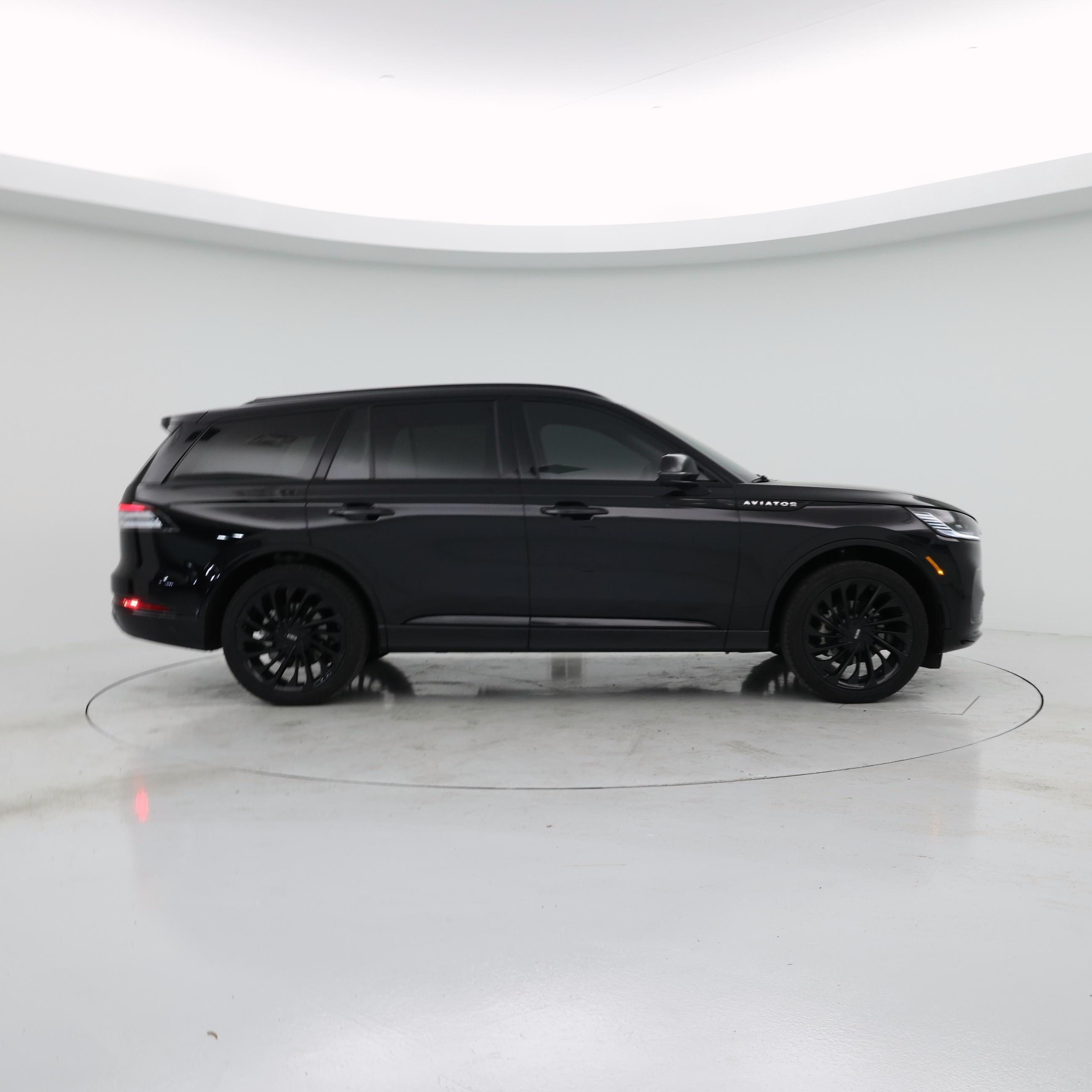 Thumbnail: 2025 Lincoln Aviator - 7