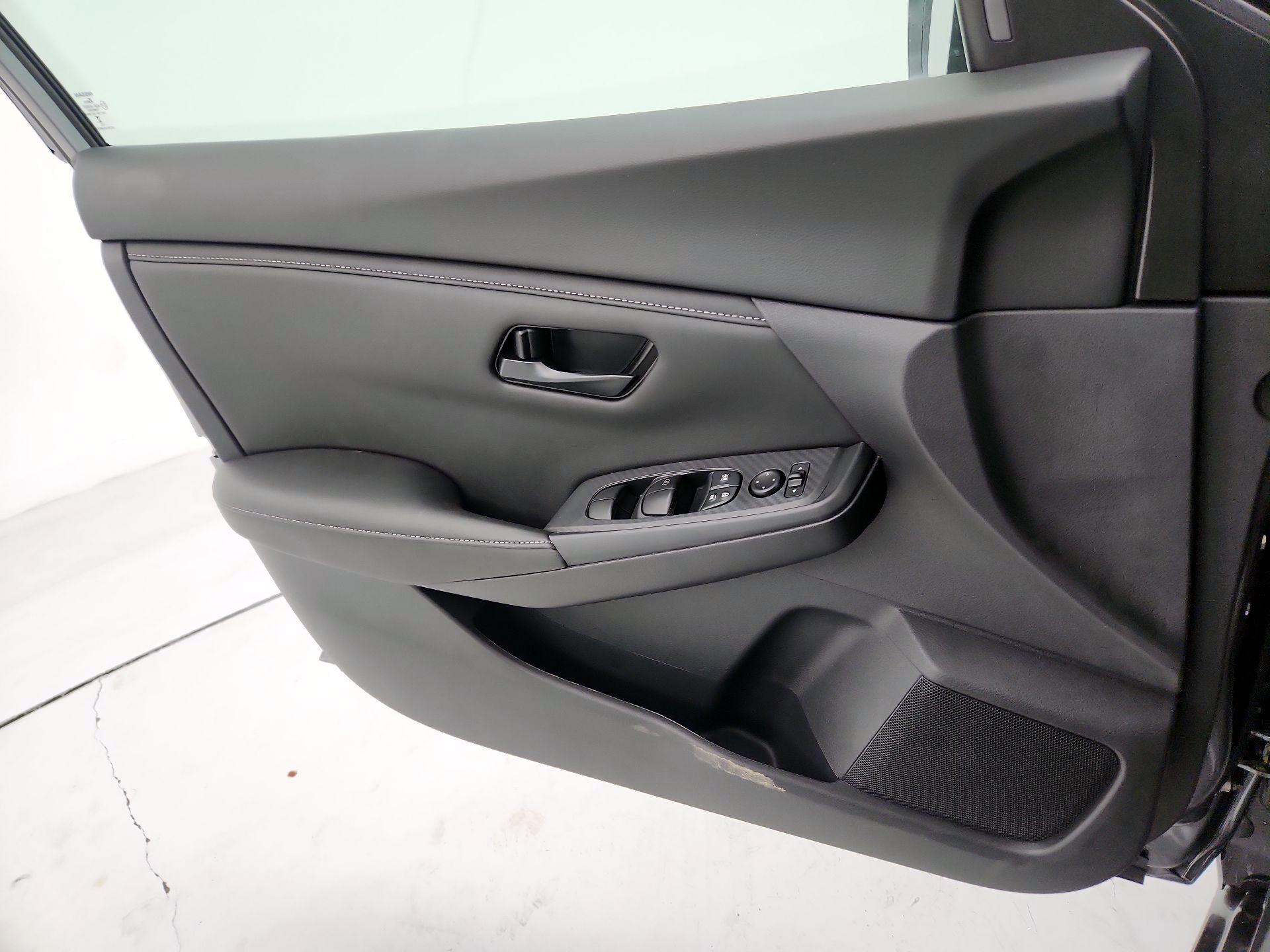 Thumbnail: 2025 Nissan Sentra - 12