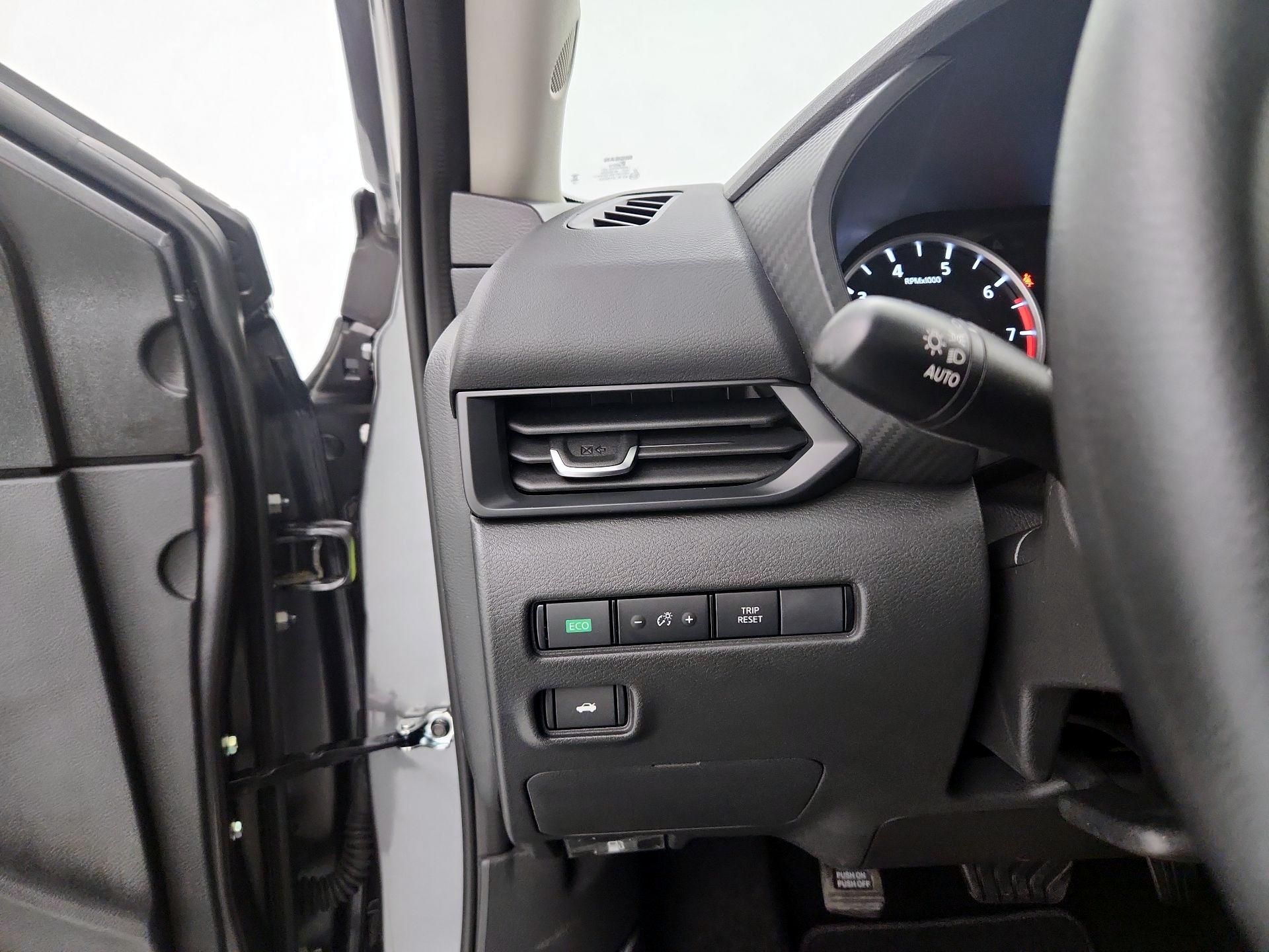 Thumbnail: 2025 Nissan Sentra - 13