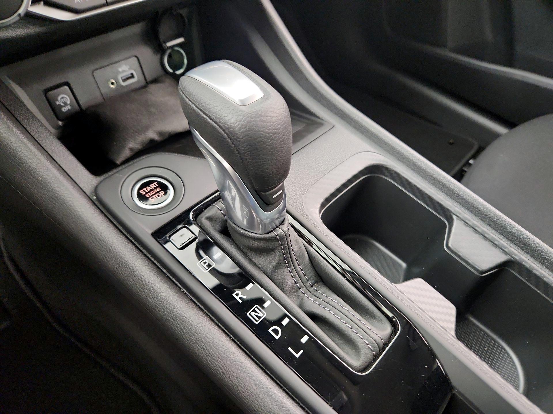 Thumbnail: 2025 Nissan Sentra - 17