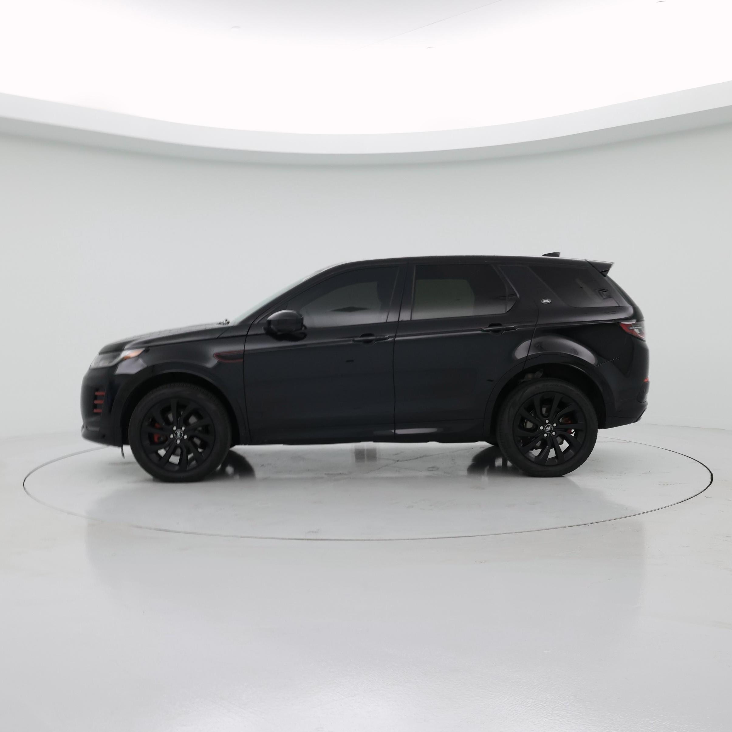 Thumbnail: 2024 Land Rover Discovery Sport - 3