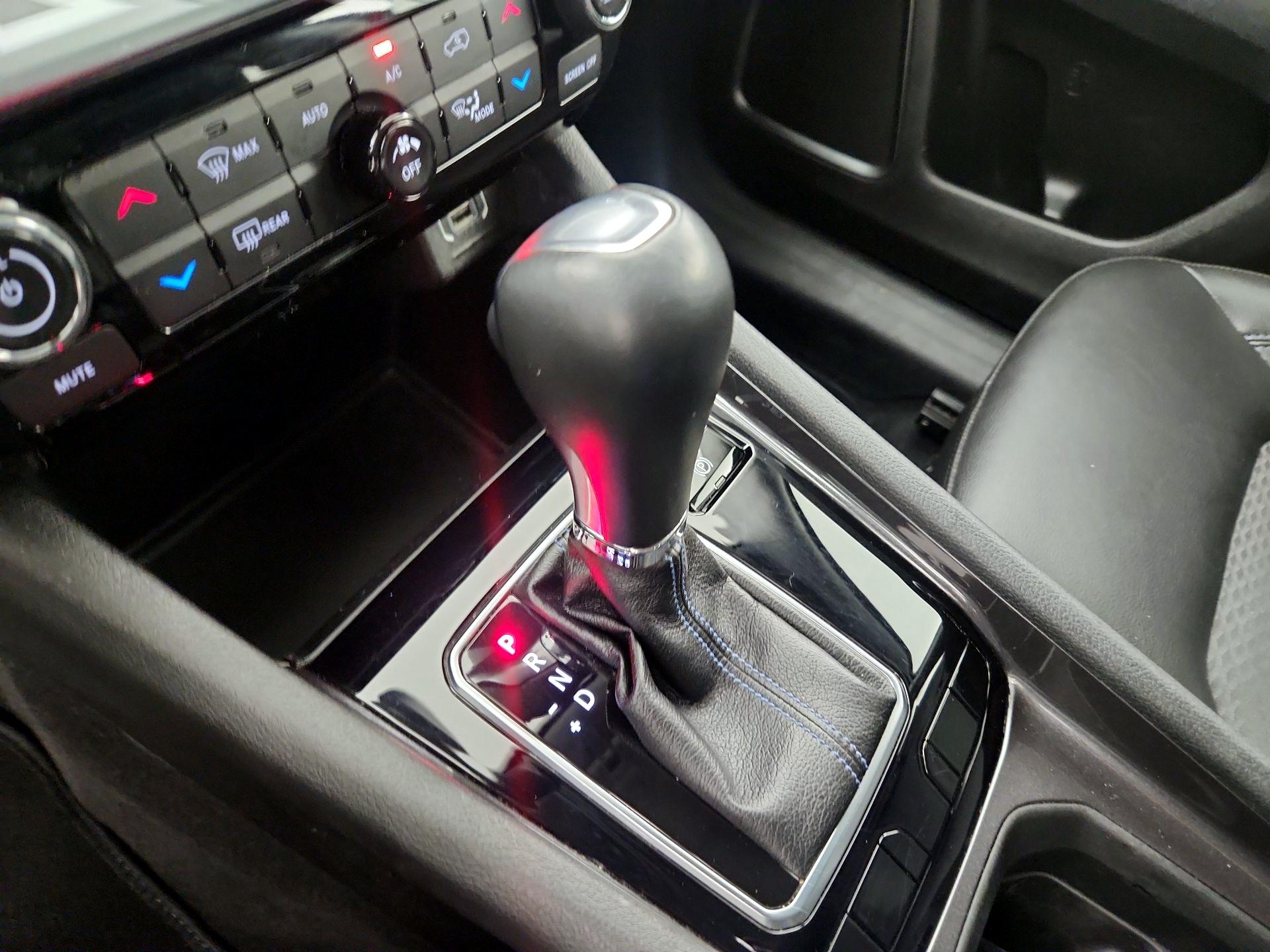 Thumbnail: 2022 Jeep Compass - 17