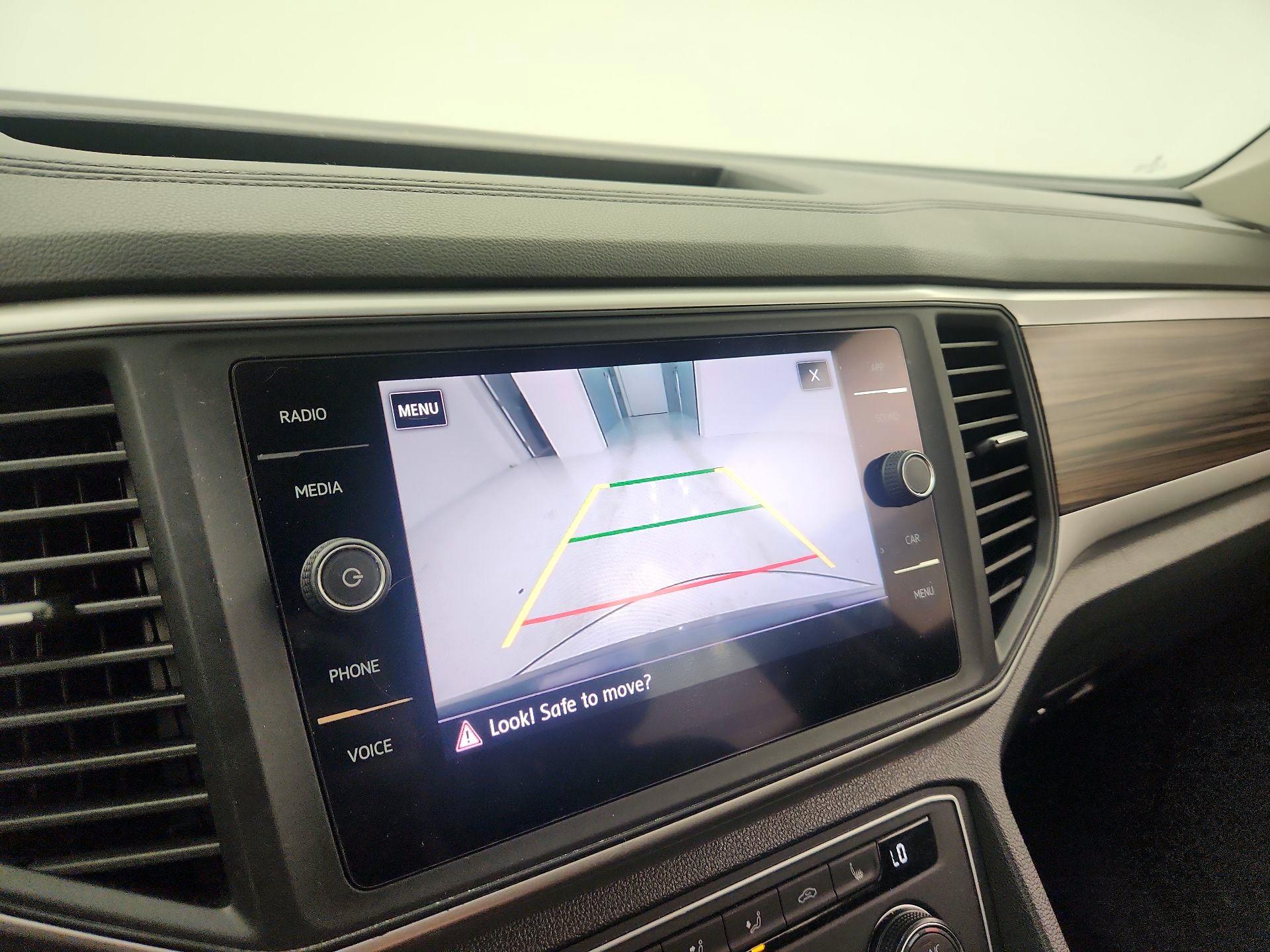 Thumbnail: 2021 Volkswagen Atlas - 14