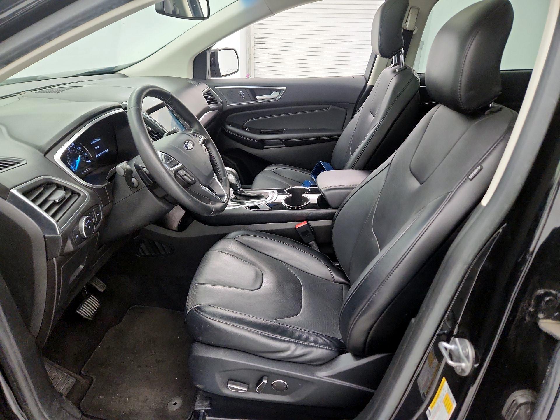 Thumbnail: 2017 Ford Edge - 11