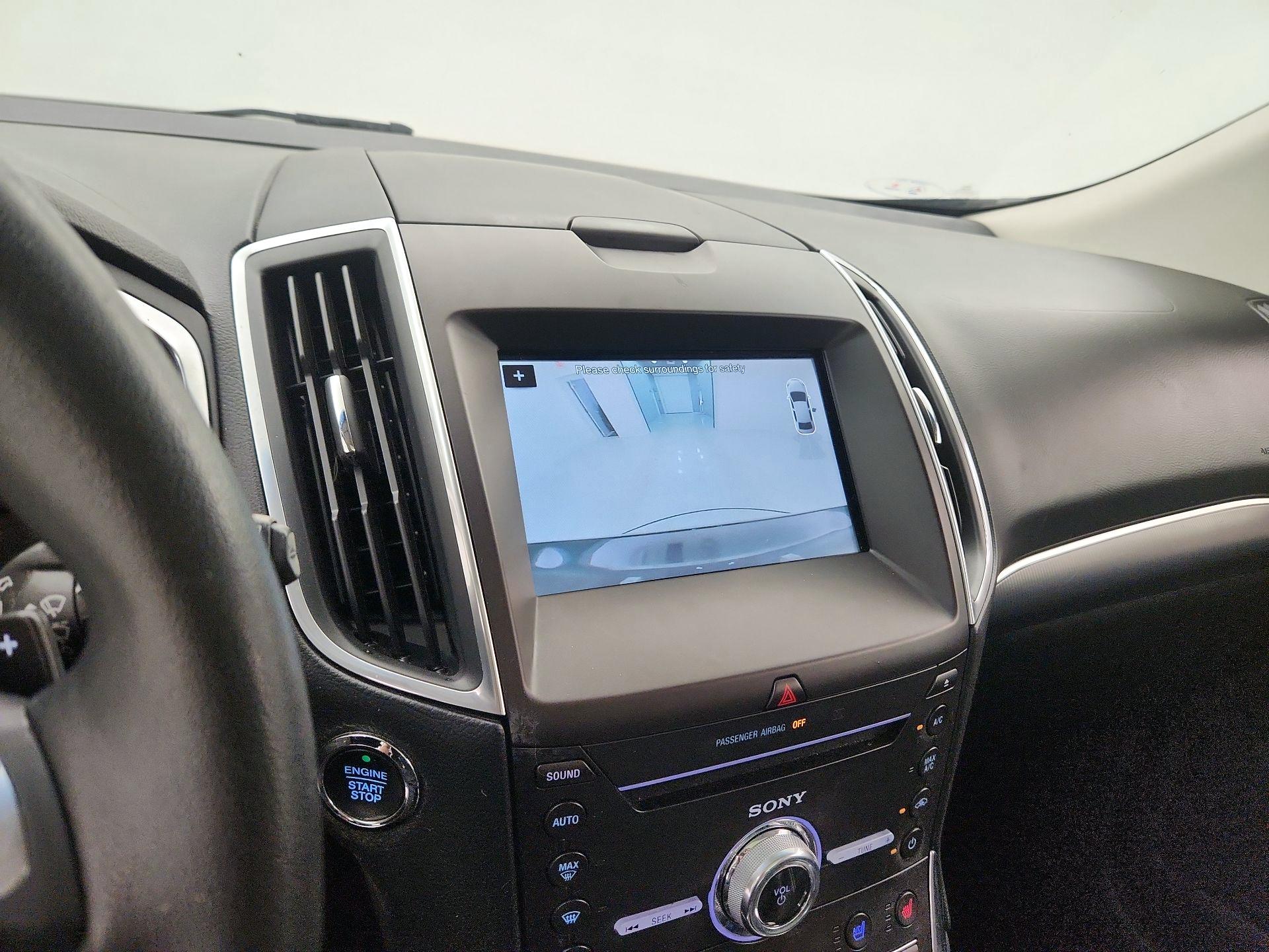 Thumbnail: 2017 Ford Edge - 15