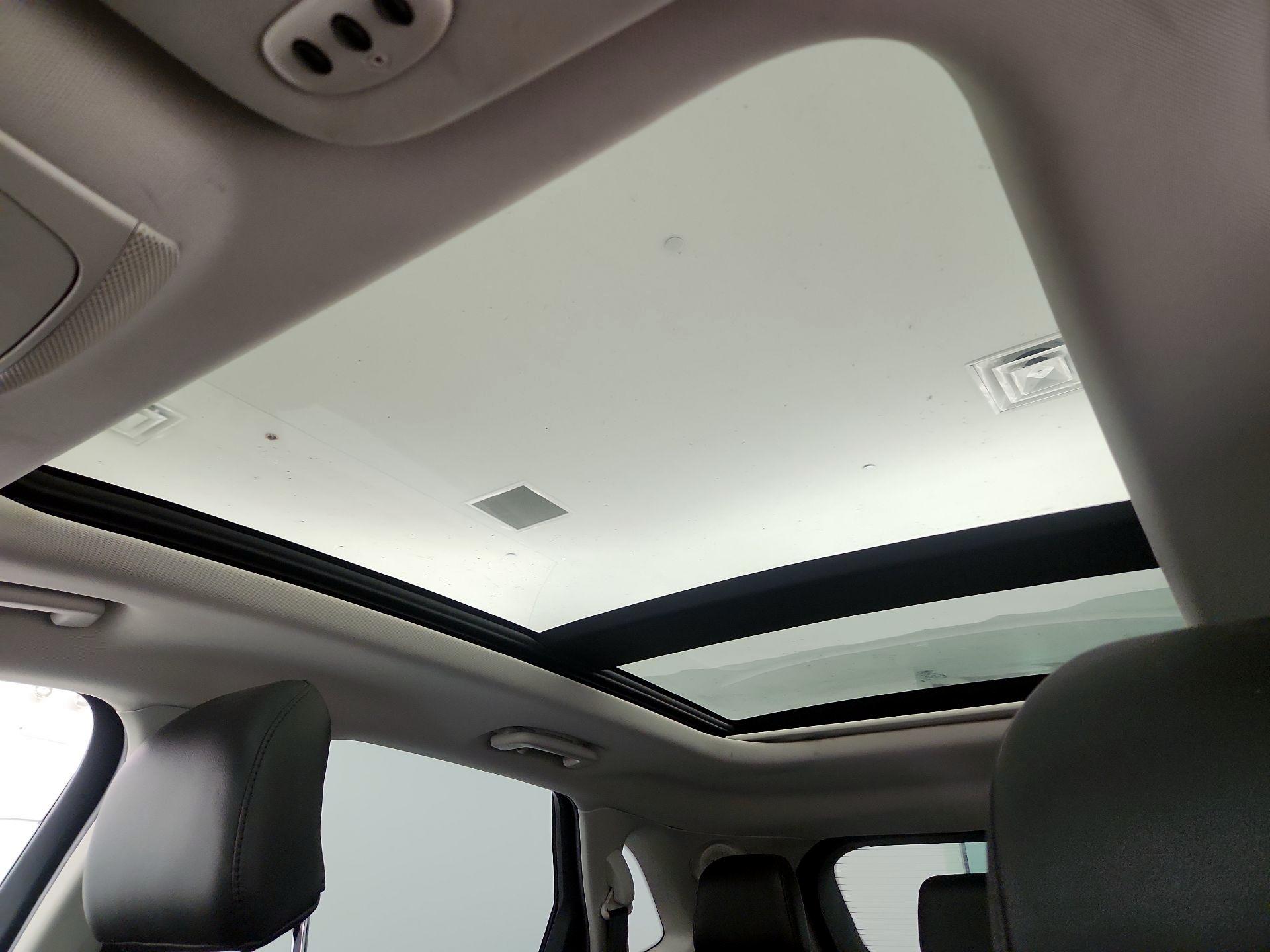 Thumbnail: 2017 Ford Edge - 20