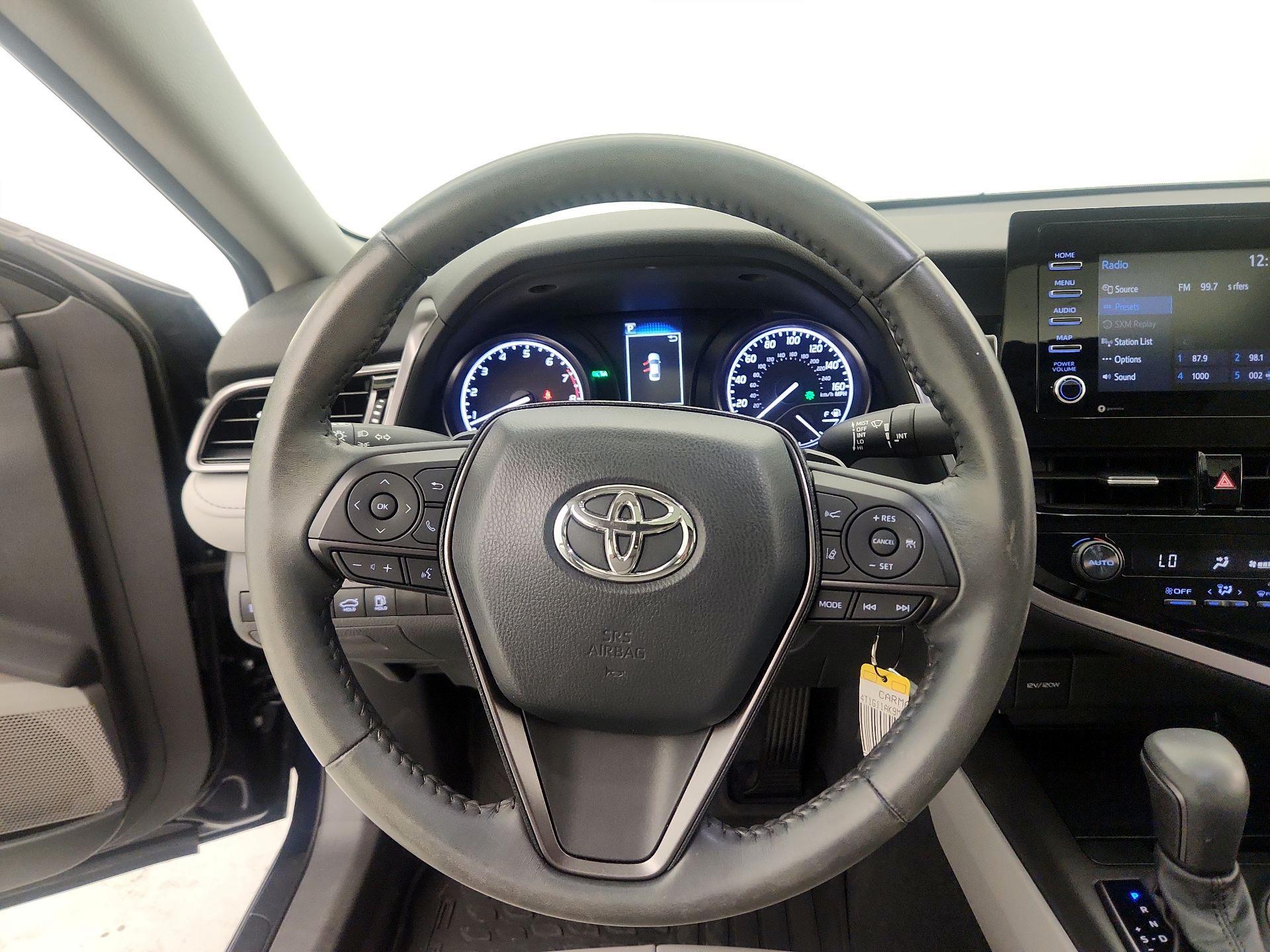 Thumbnail: 2021 Toyota Camry - 10