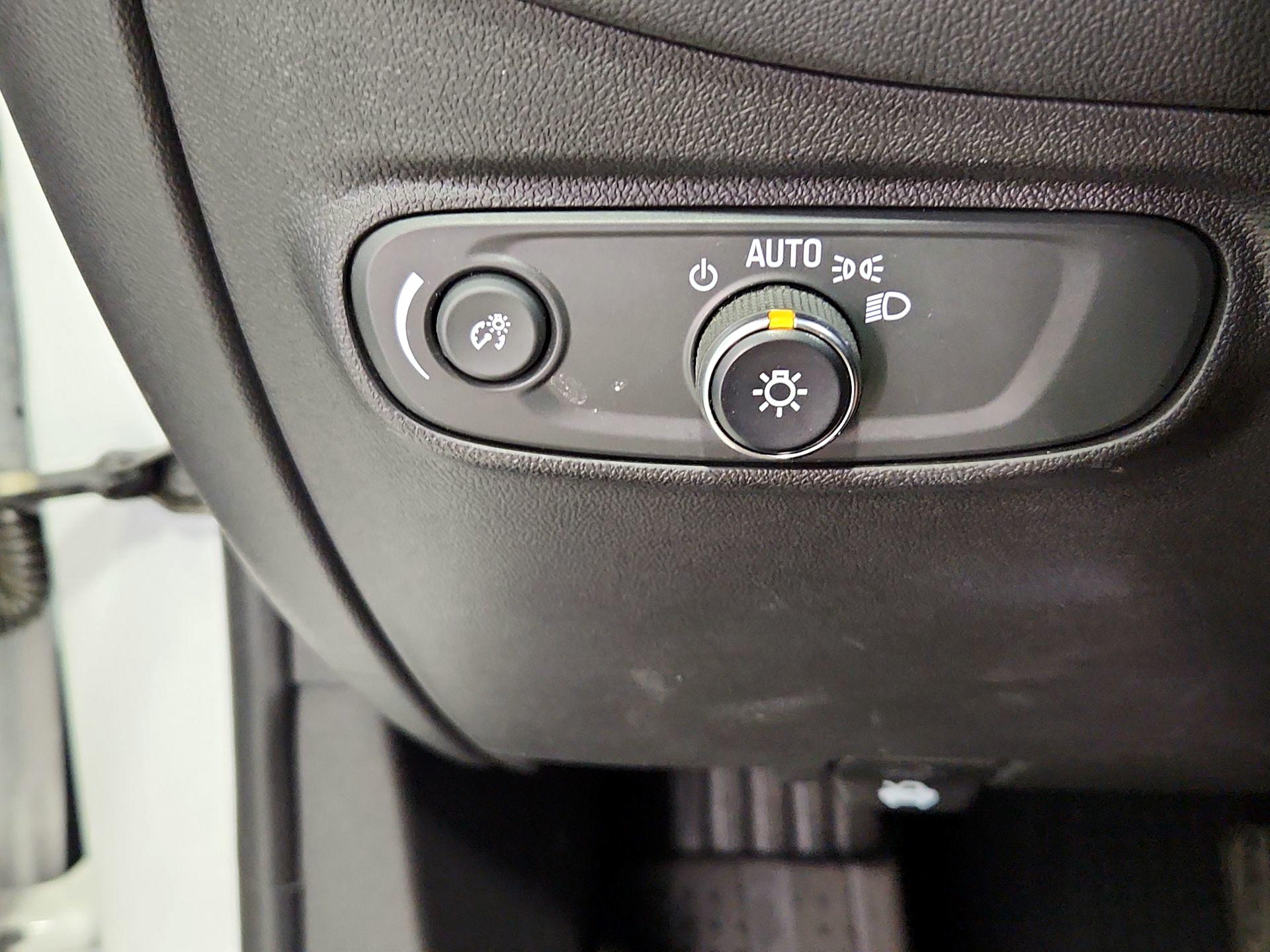 Thumbnail: 2022 Chevrolet Equinox - 13