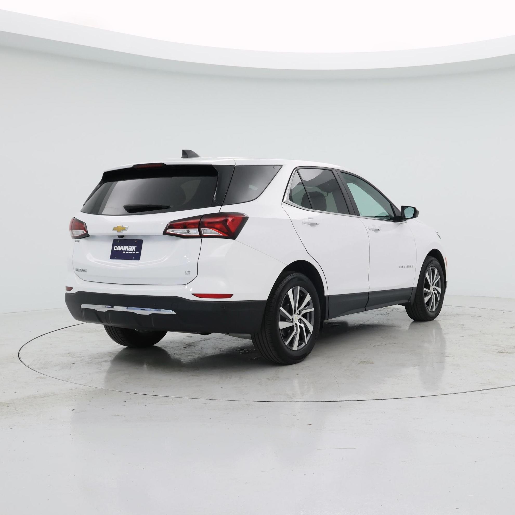 Thumbnail: 2022 Chevrolet Equinox - 8