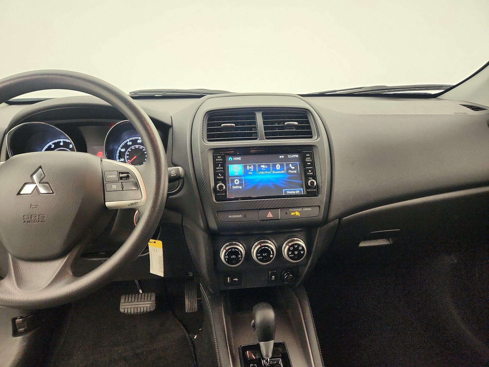 Thumbnail: 2024 Mitsubishi Outlander Sport - 9