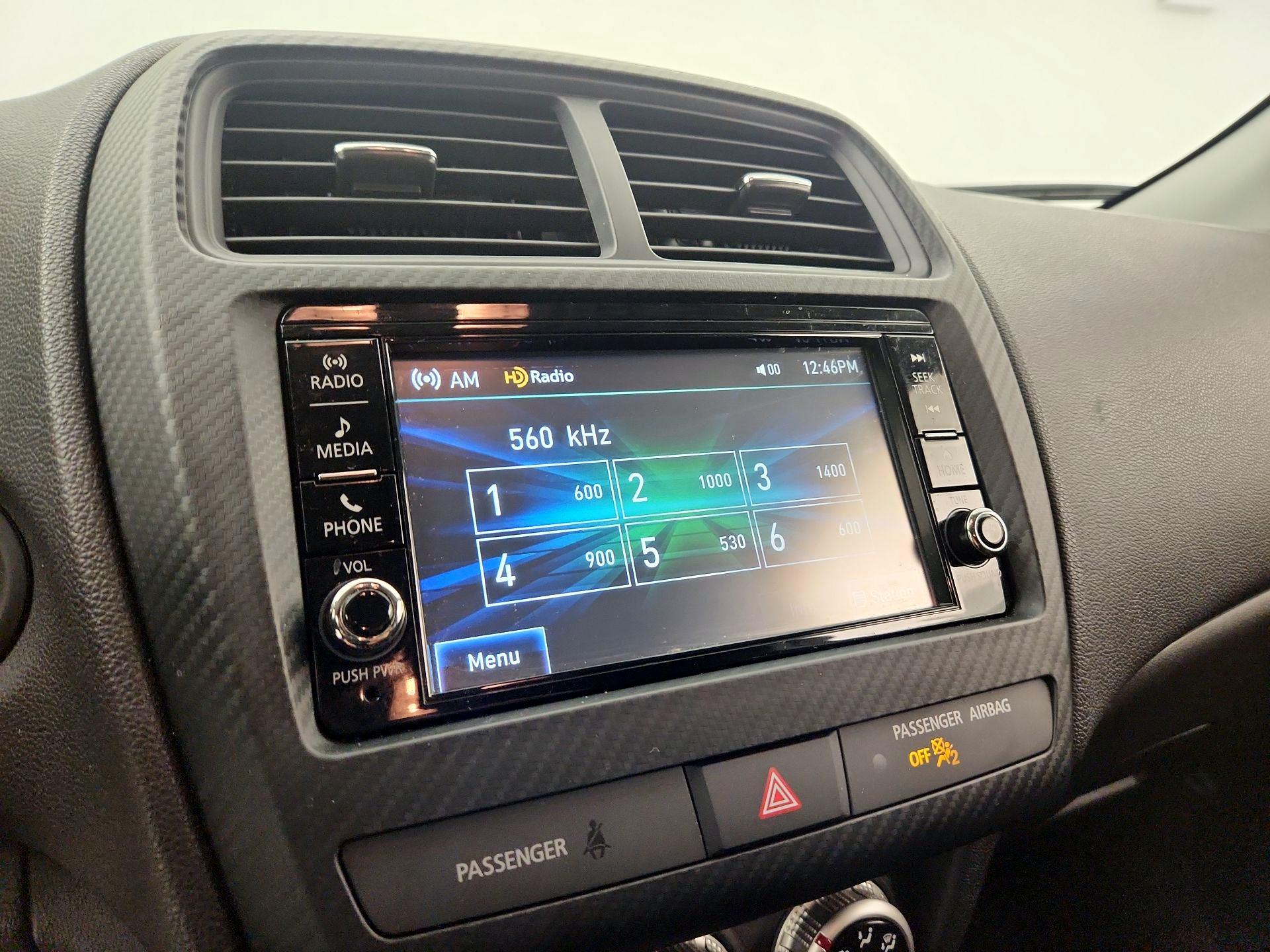 Thumbnail: 2024 Mitsubishi Outlander Sport - 15