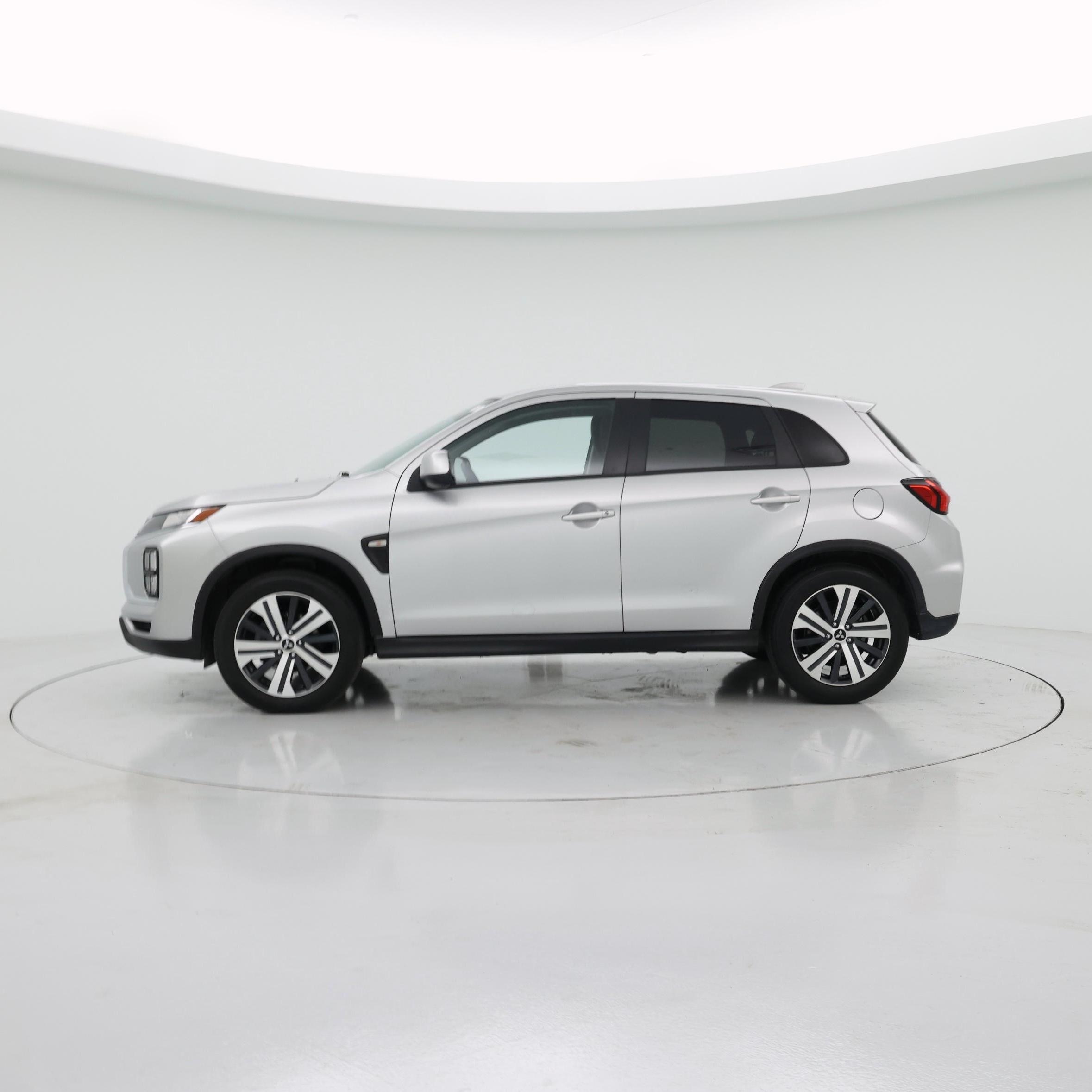 Thumbnail: 2024 Mitsubishi Outlander Sport - 3
