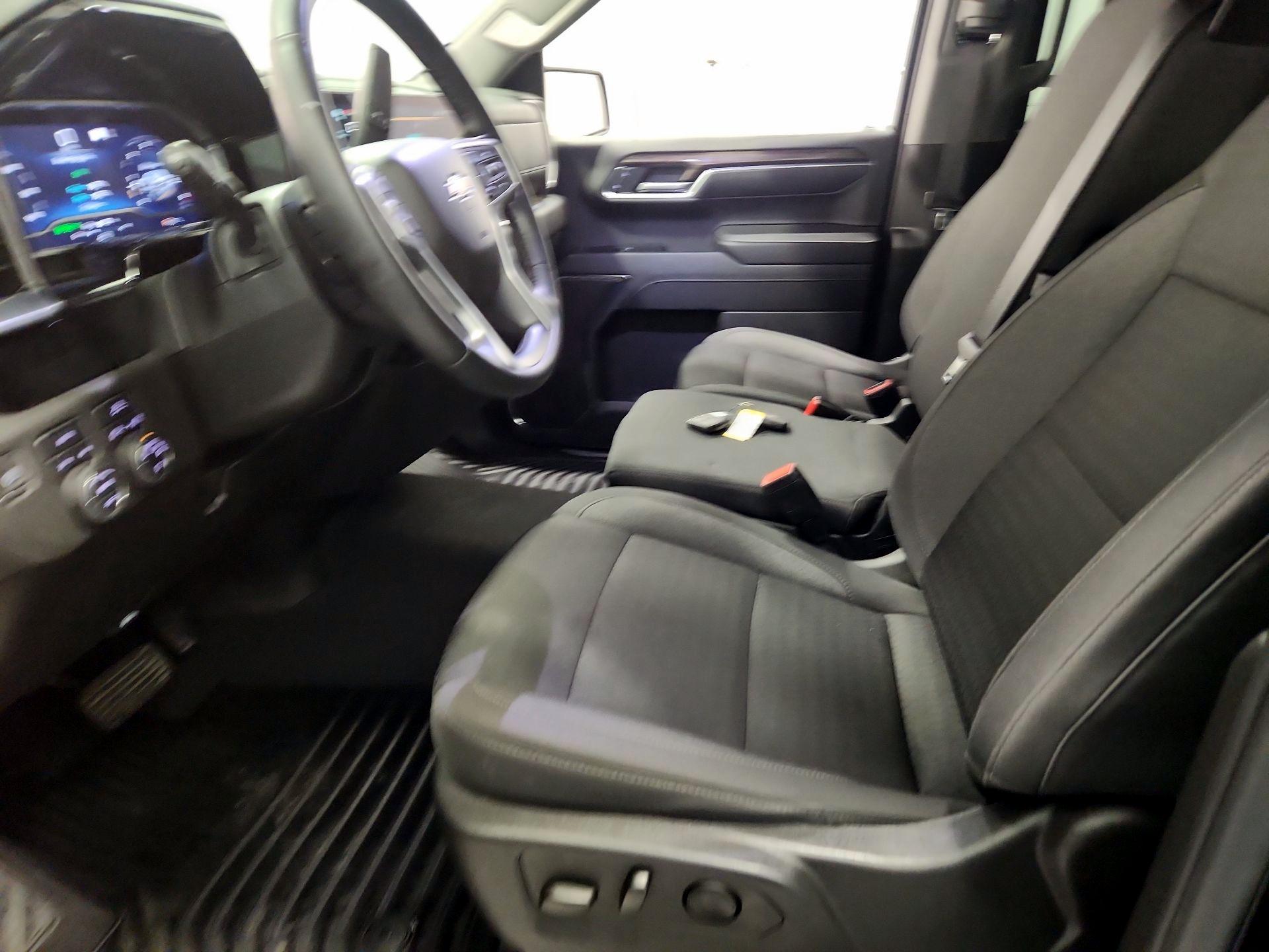 Thumbnail: 2023 Chevrolet Silverado 1500 - 11