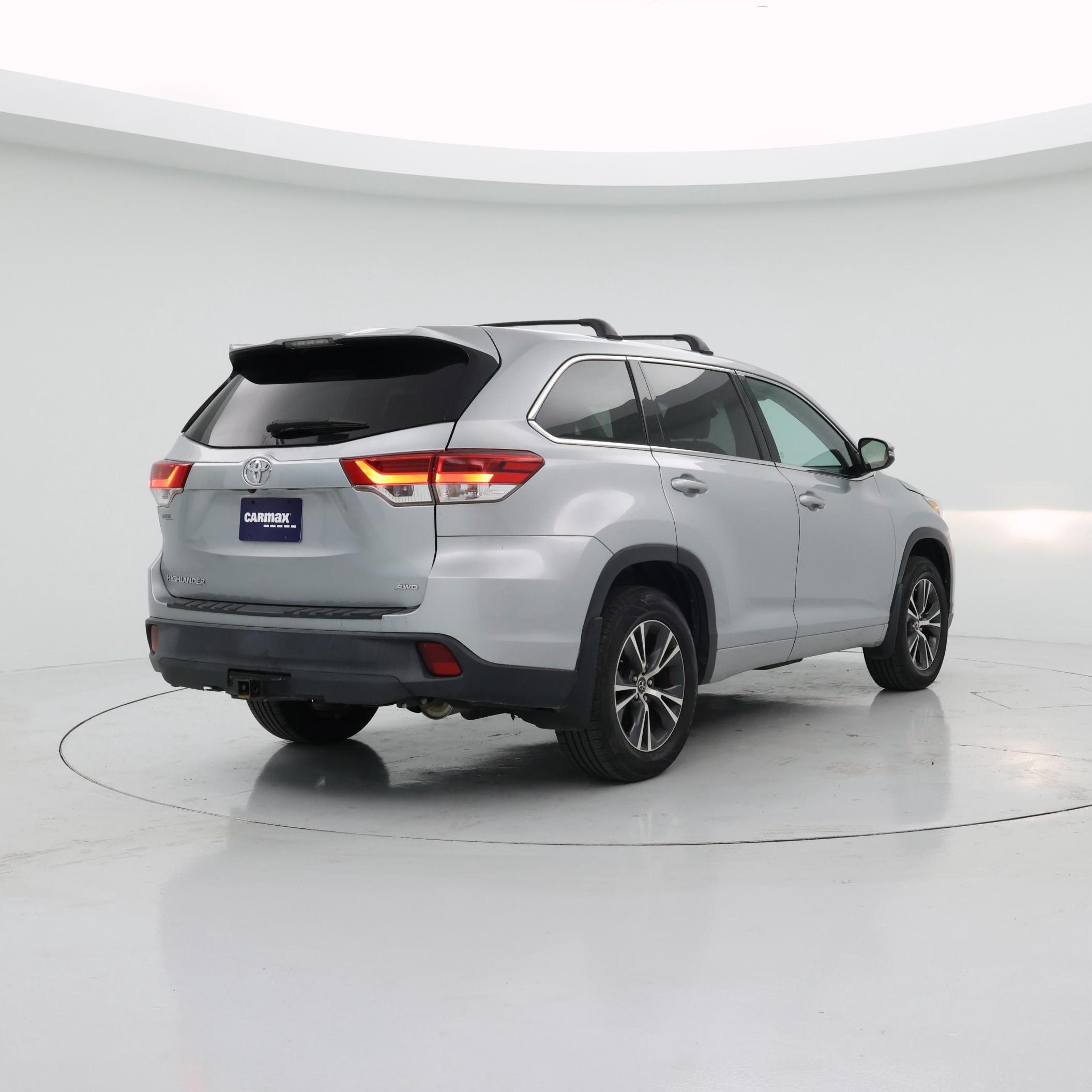 Thumbnail: 2018 Toyota Highlander - 8