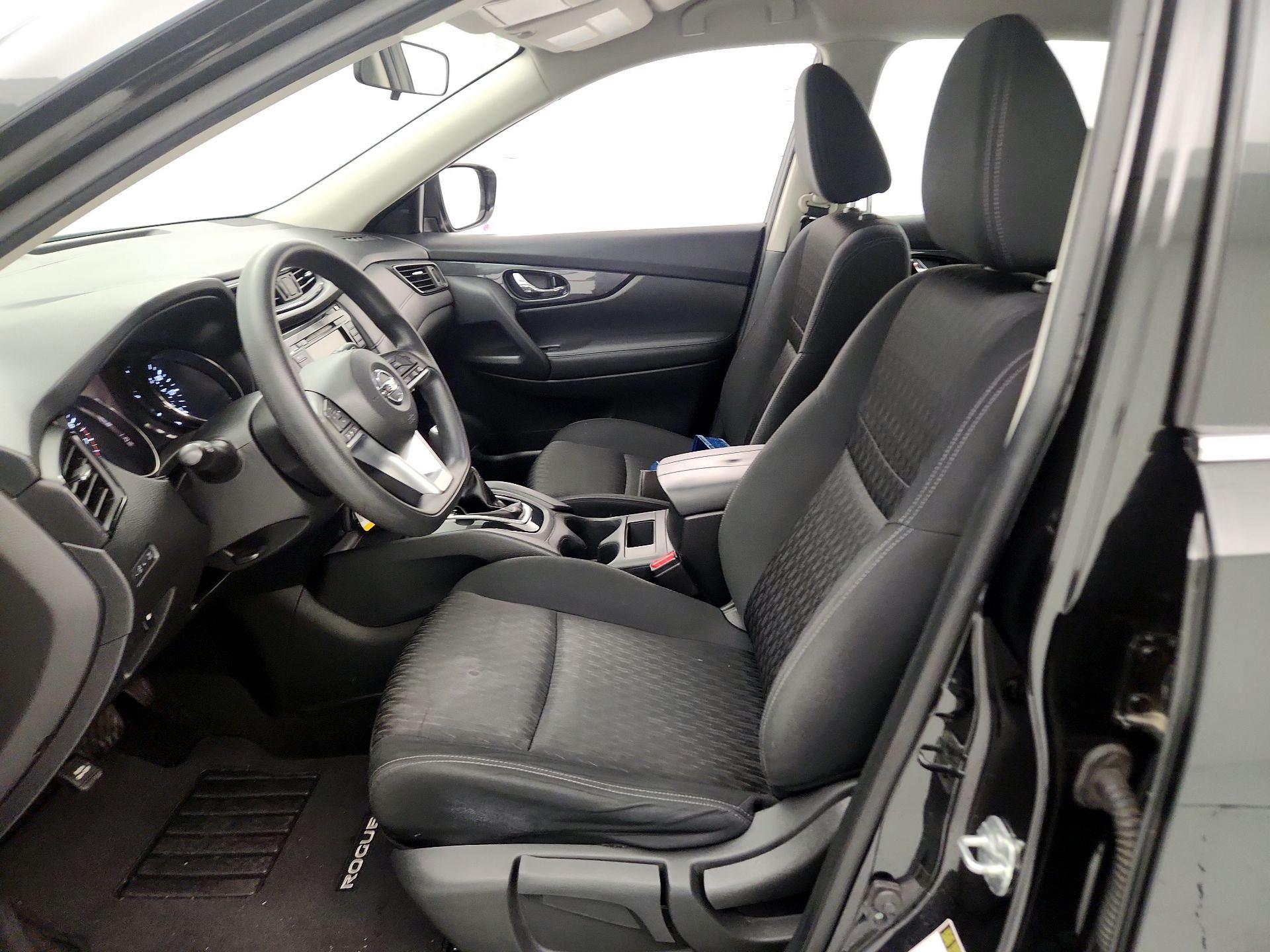 Thumbnail: 2018 Nissan Rogue - 11