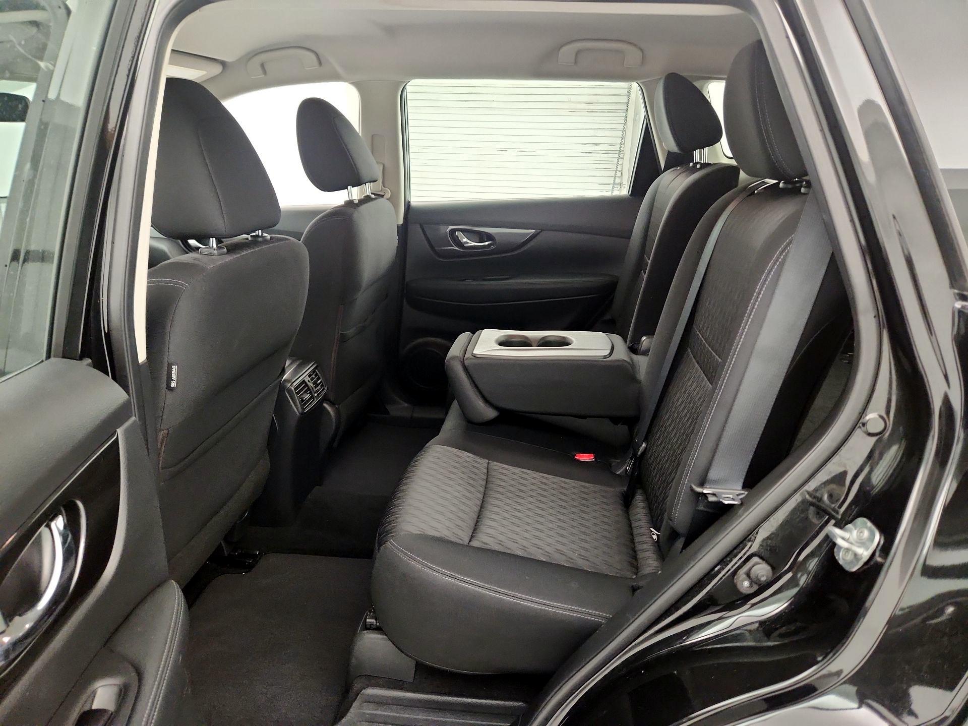 Thumbnail: 2018 Nissan Rogue - 19
