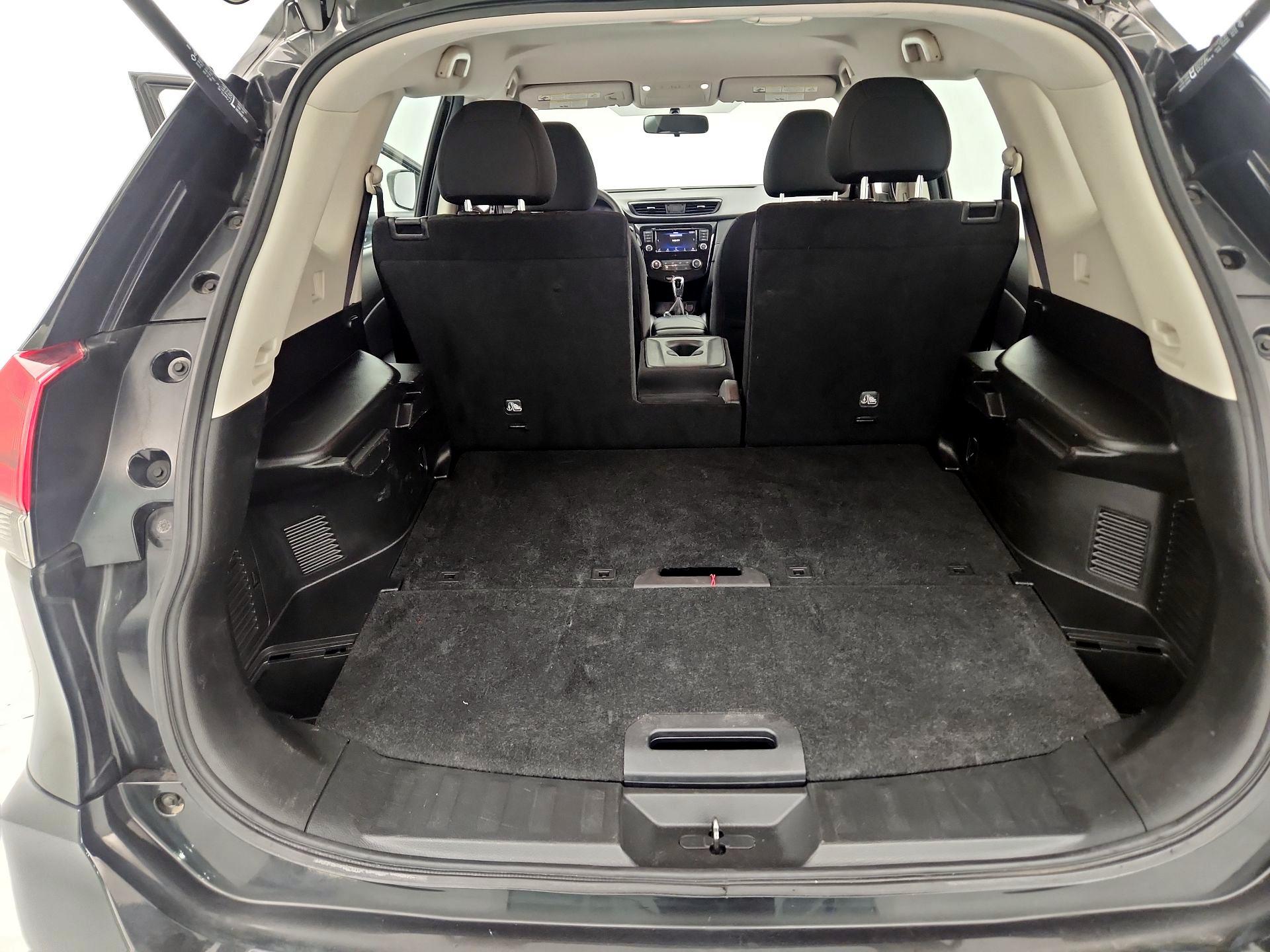 Thumbnail: 2018 Nissan Rogue - 20