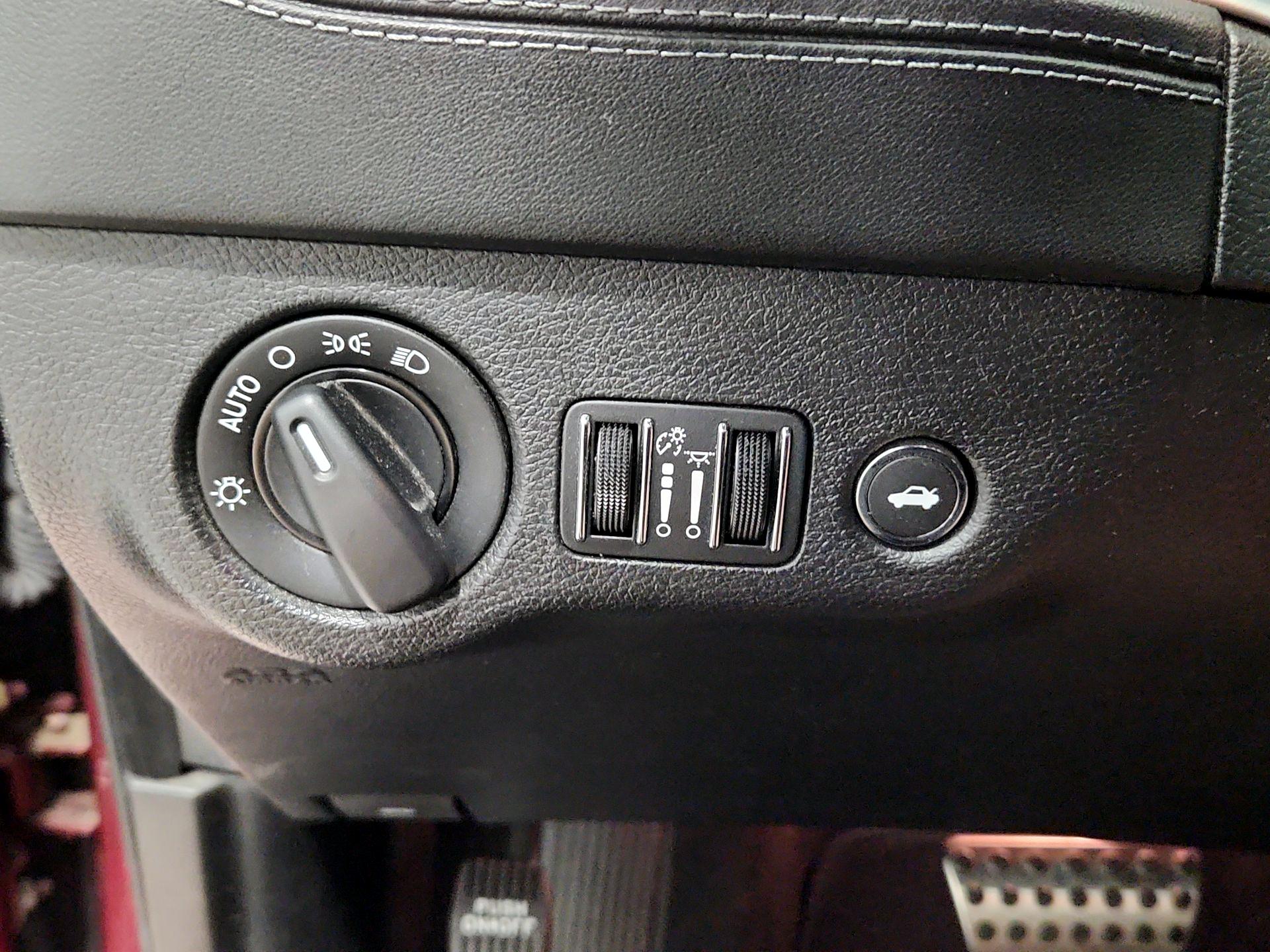 Thumbnail: 2020 Dodge Charger - 13