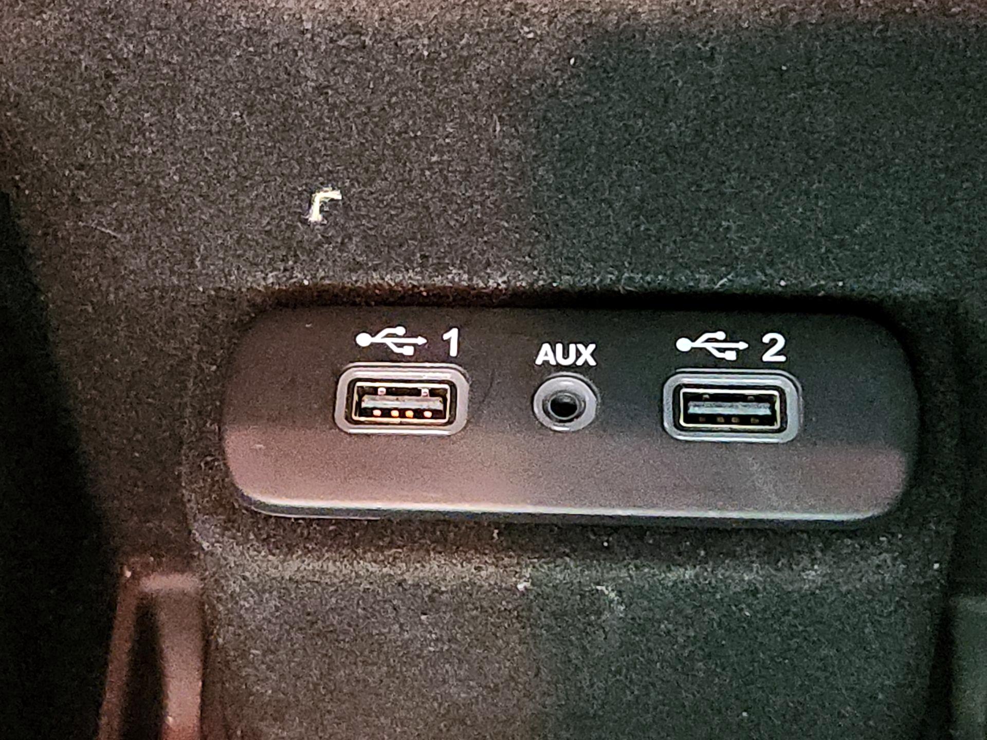 Thumbnail: 2020 Dodge Charger - 19