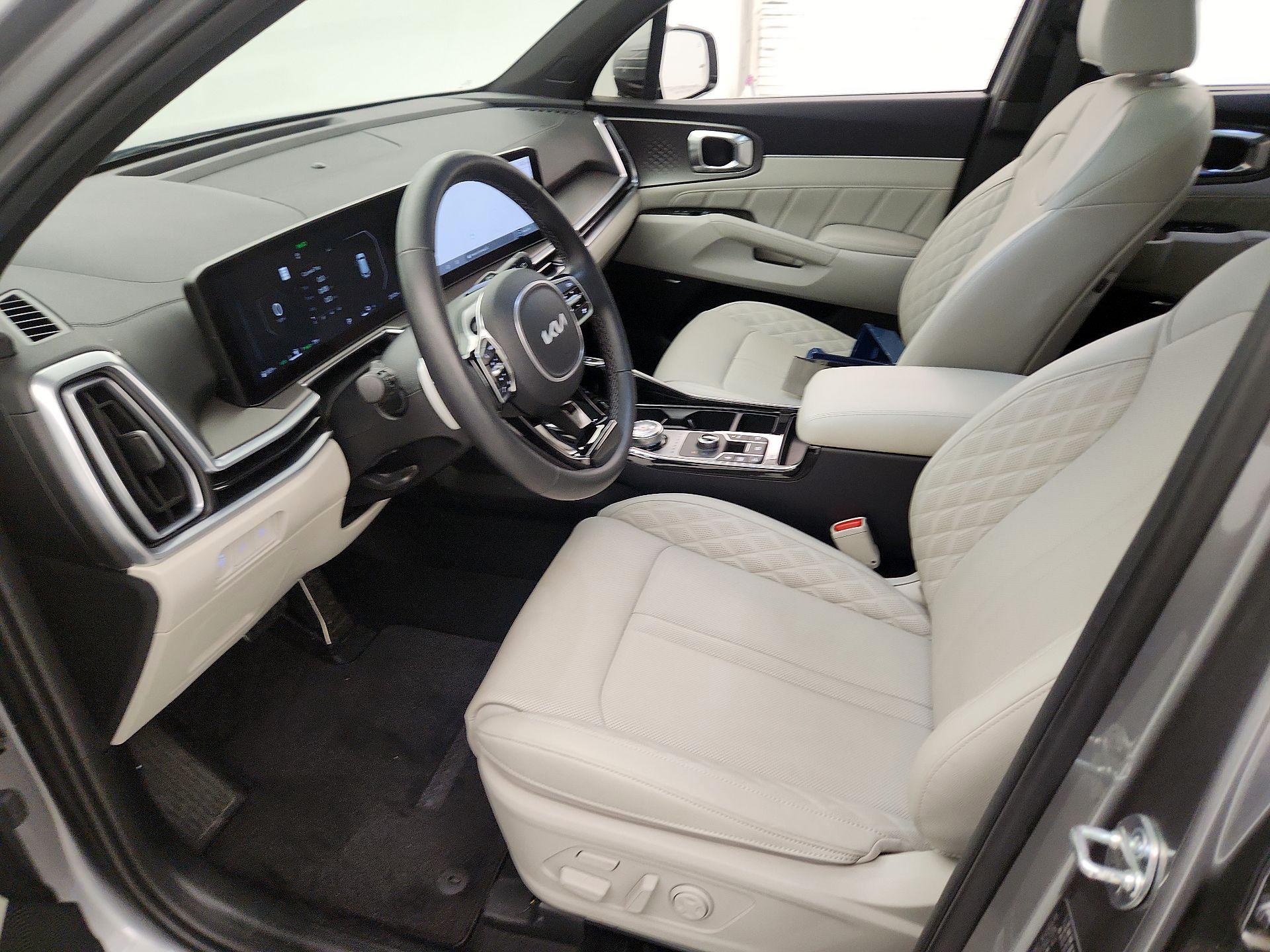 Thumbnail: 2025 Kia Sorento - 11