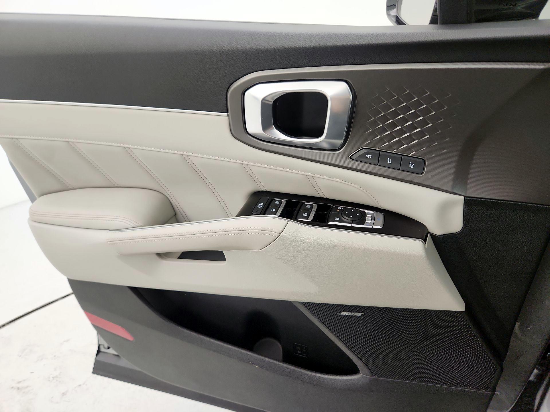 Thumbnail: 2025 Kia Sorento - 12